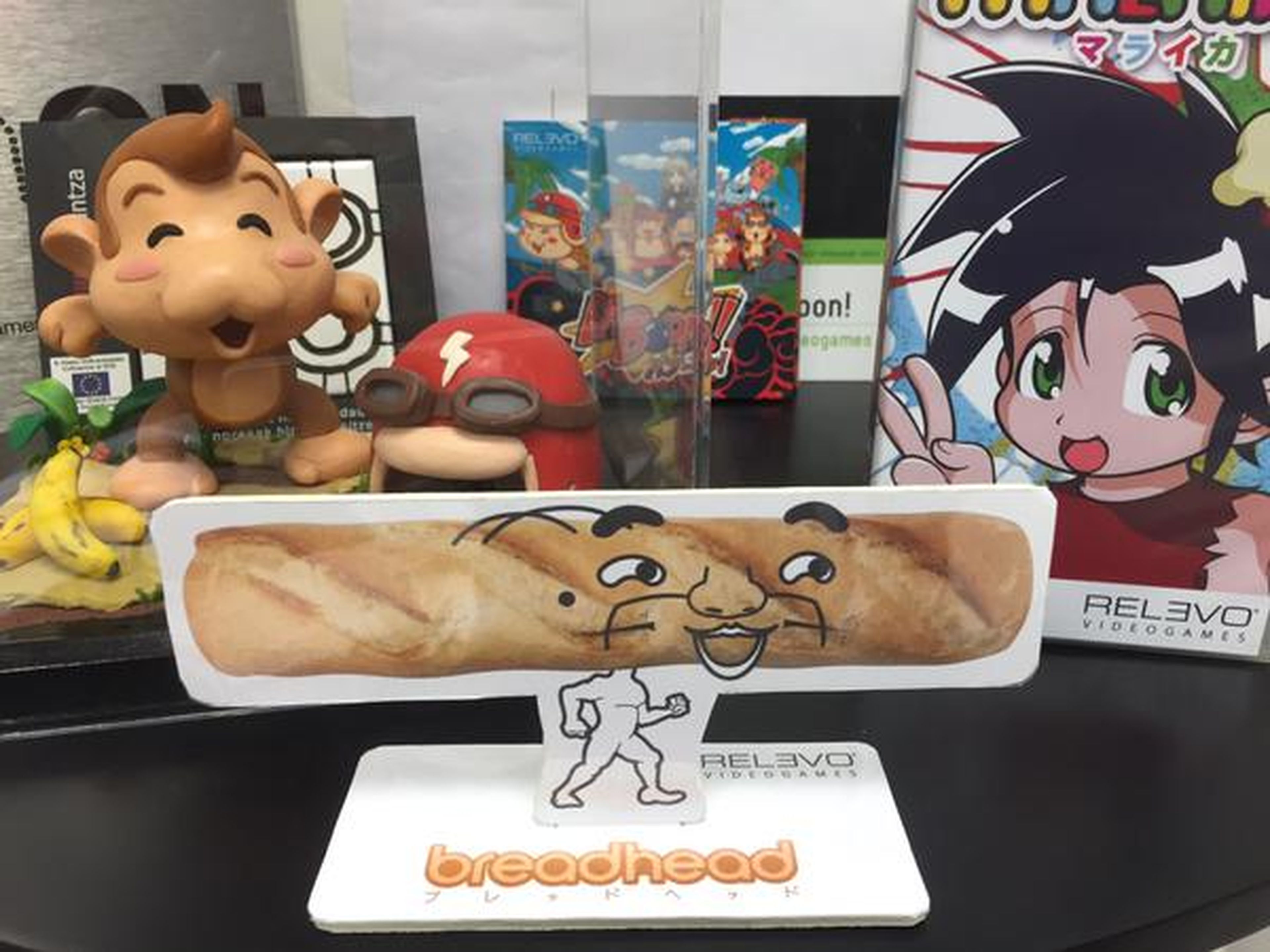 Con esta foto en Twitter Relevo Videogames avisaba de su próxima locura: BreadHead