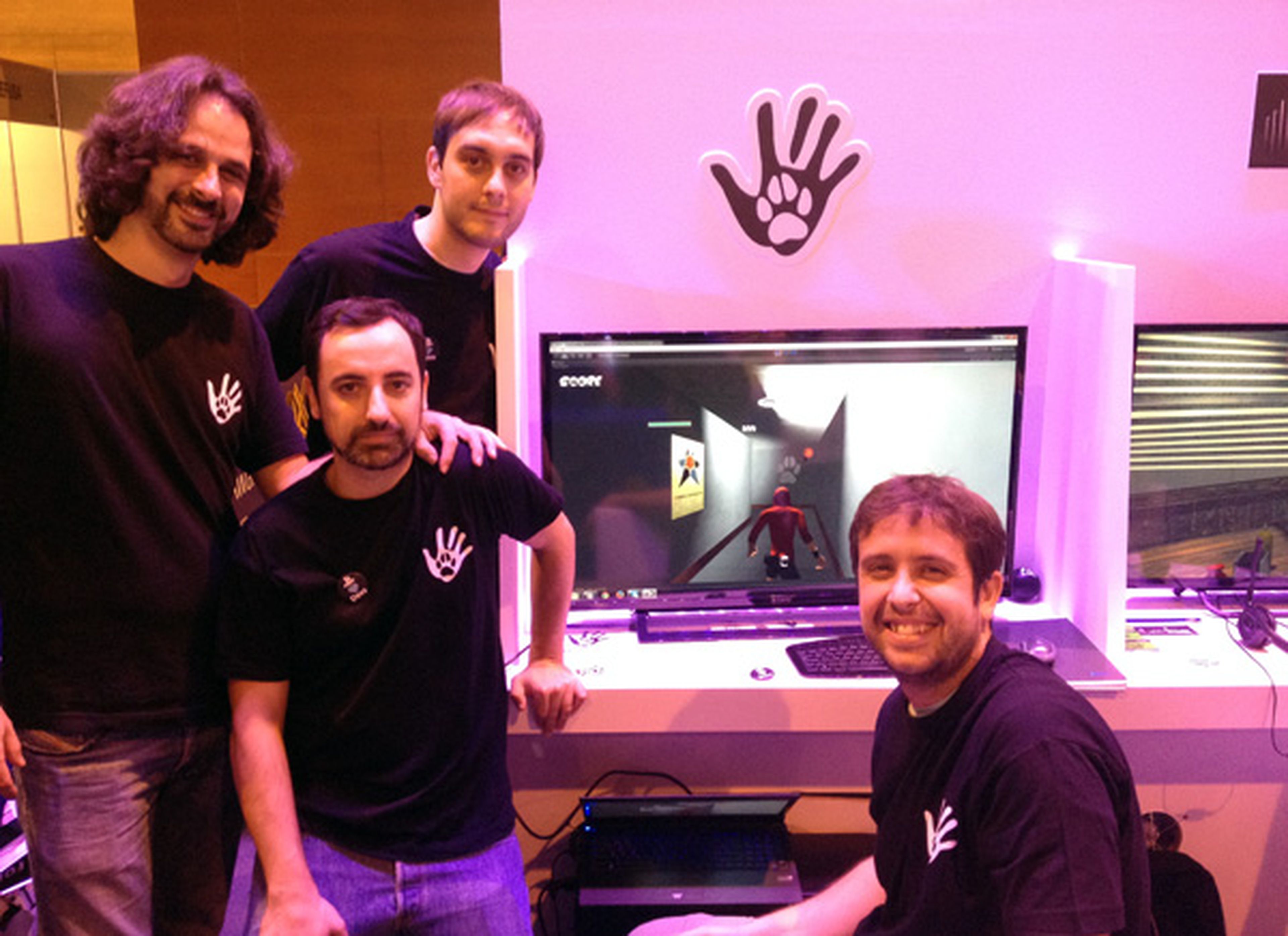 Dogchild se mostró la público en la Madrid Games Week de 2014. De la feria salió como uno de los 12 finalistas y terminó siendo el ganador de I Edición de los Premios PlayStation