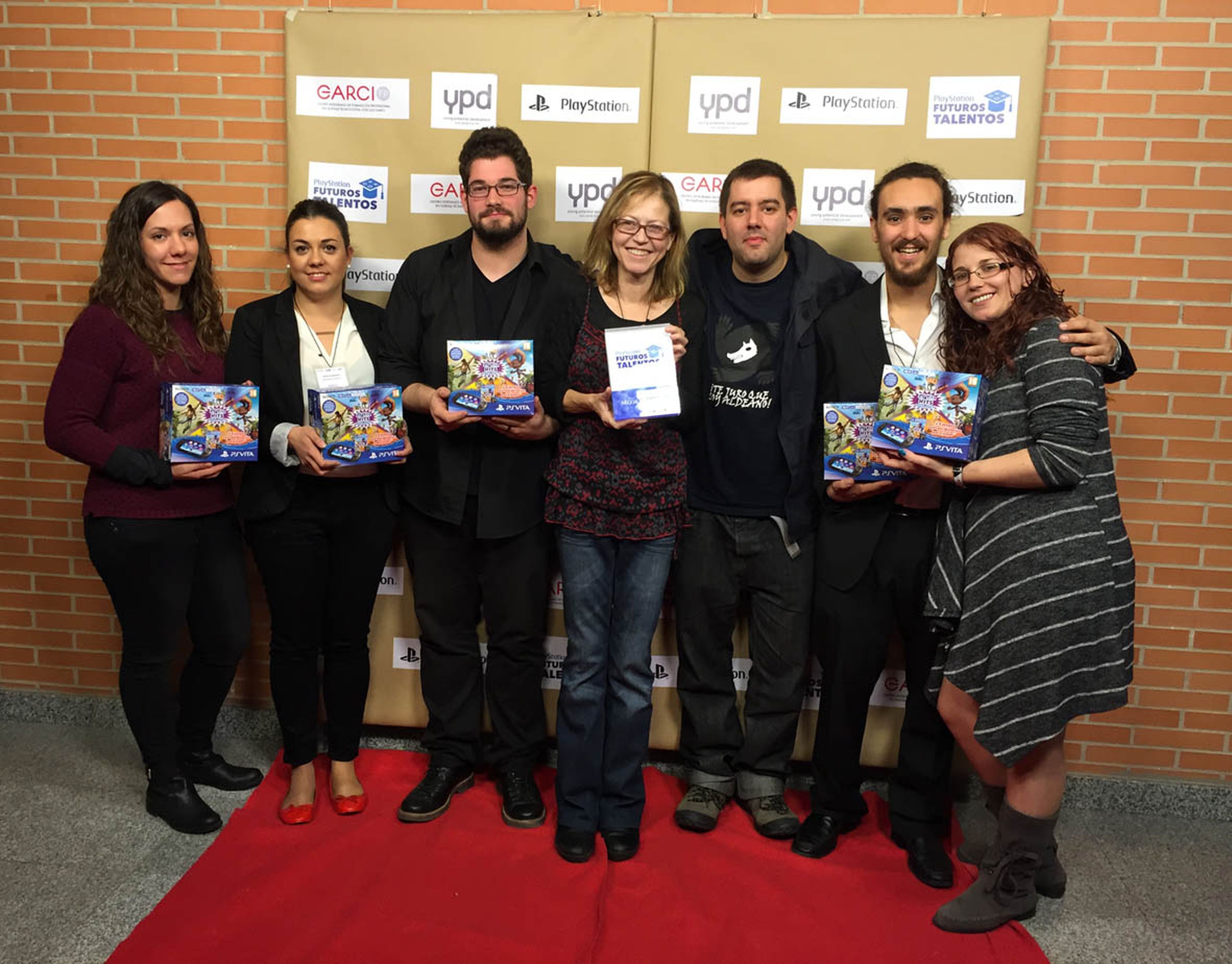 El equipo de Fairy Talling, los ganadores de 'Mejor Videojuego' en los PlayStation Futuros Talentos.