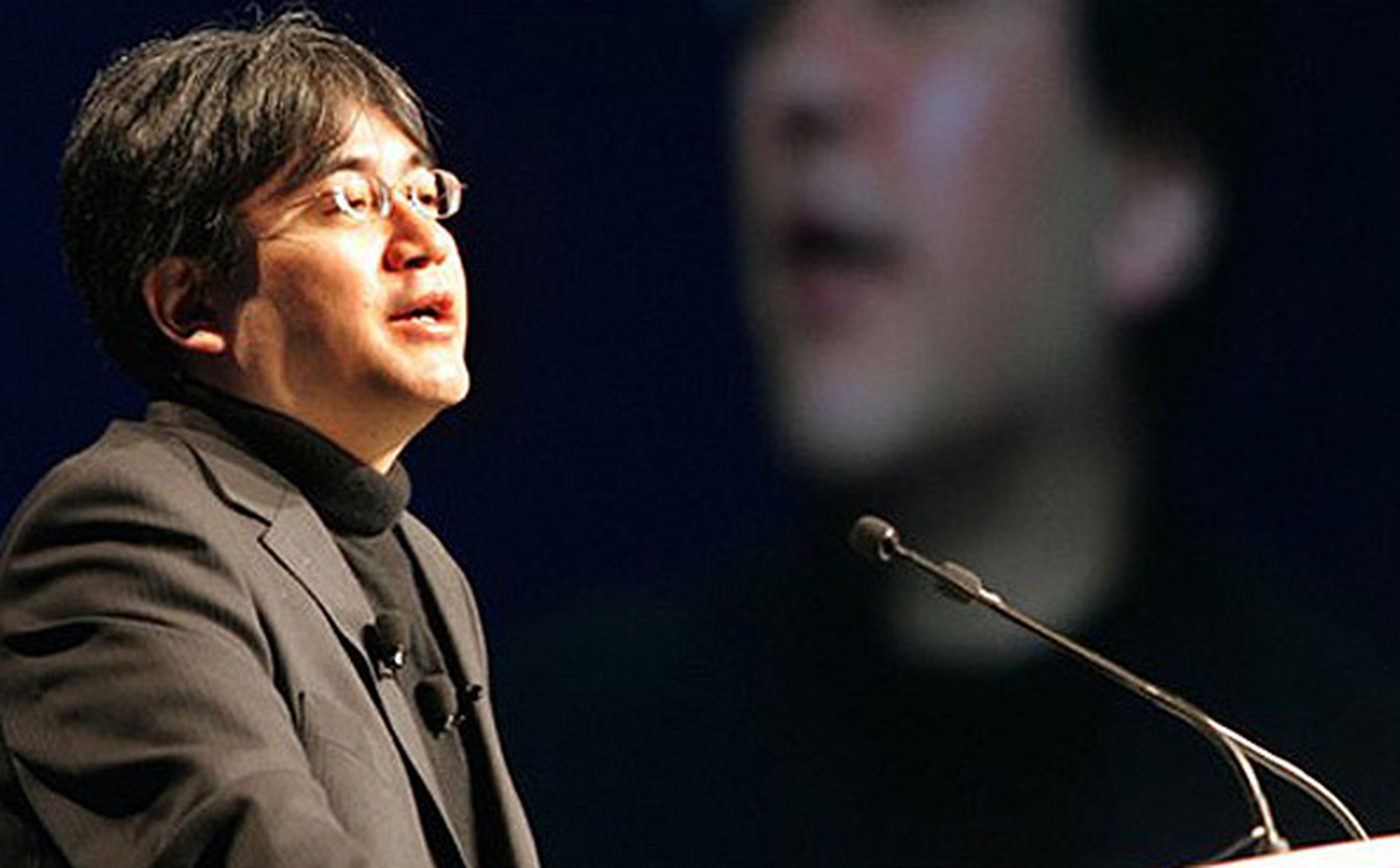 Iwata se baja el sueldo de Nintendo a la mitad