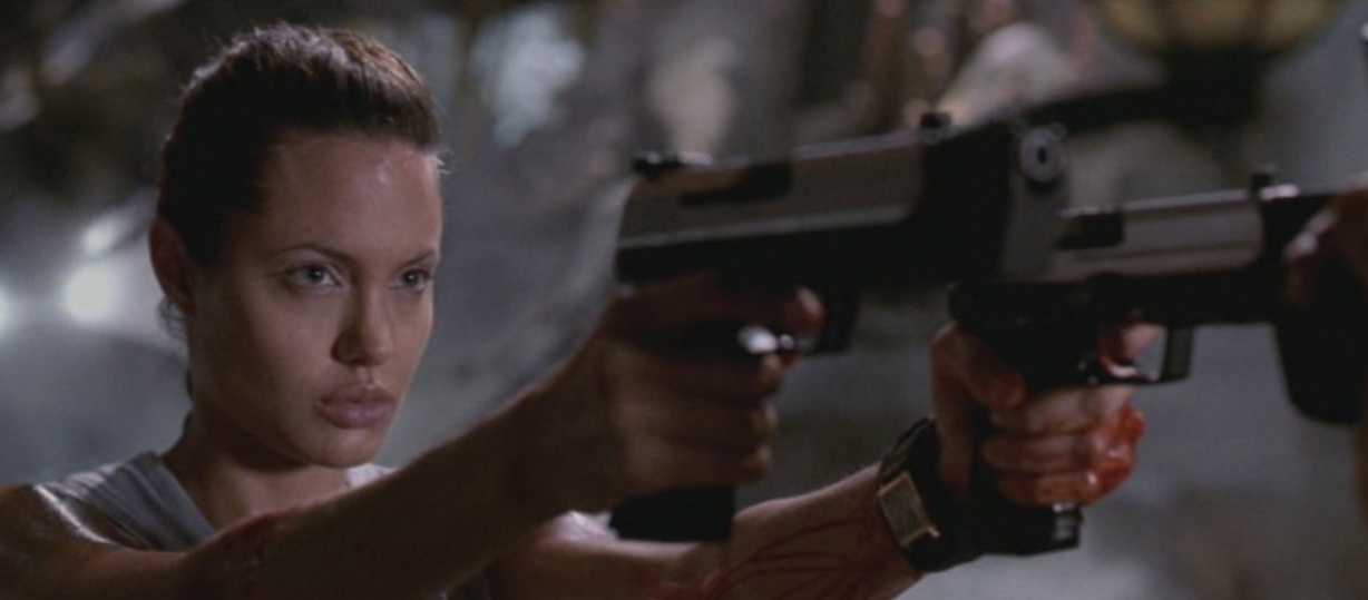 Crítica De Lara Croft: Tomb Raider, La Película De Angelina Jolie