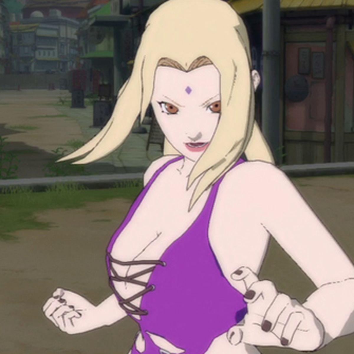 Tsunade se viste de corto... De muy corto