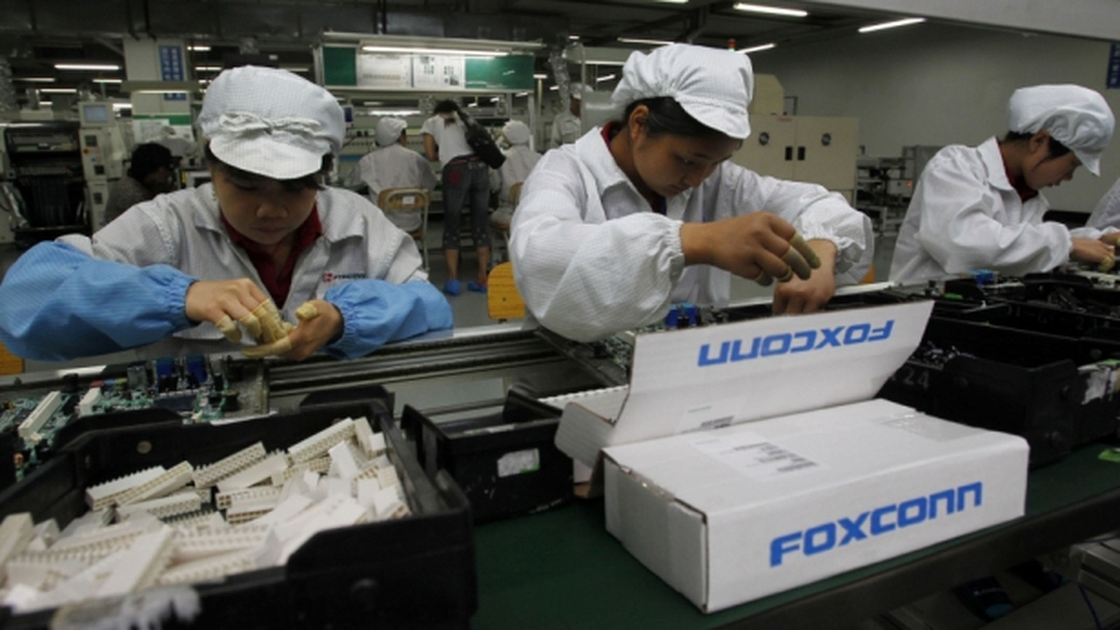 Foxconn explotó a estudiantes en la fabricación de PS4
