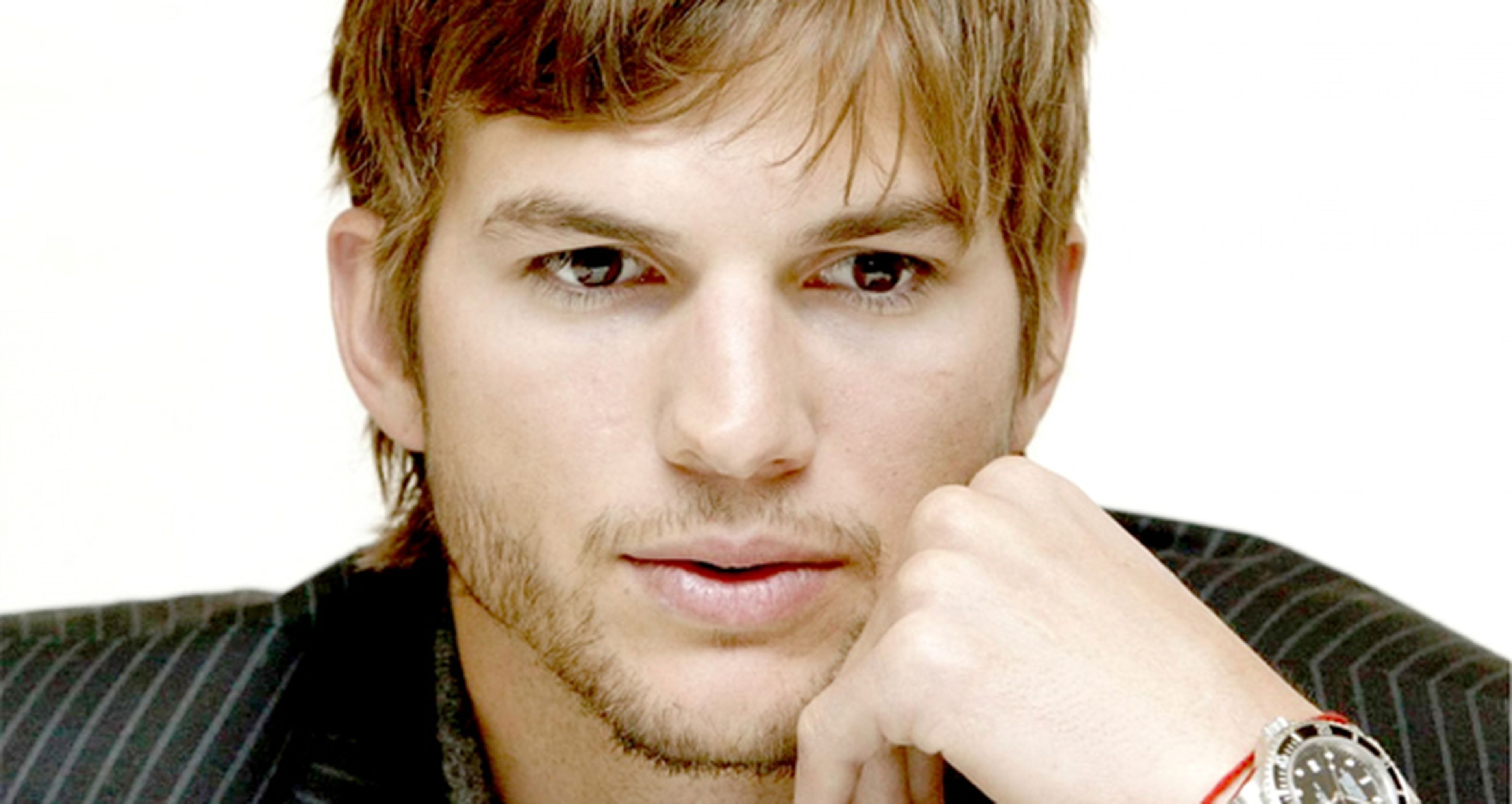 Ashton Kutcher revalida como actor mejor pagado de TV