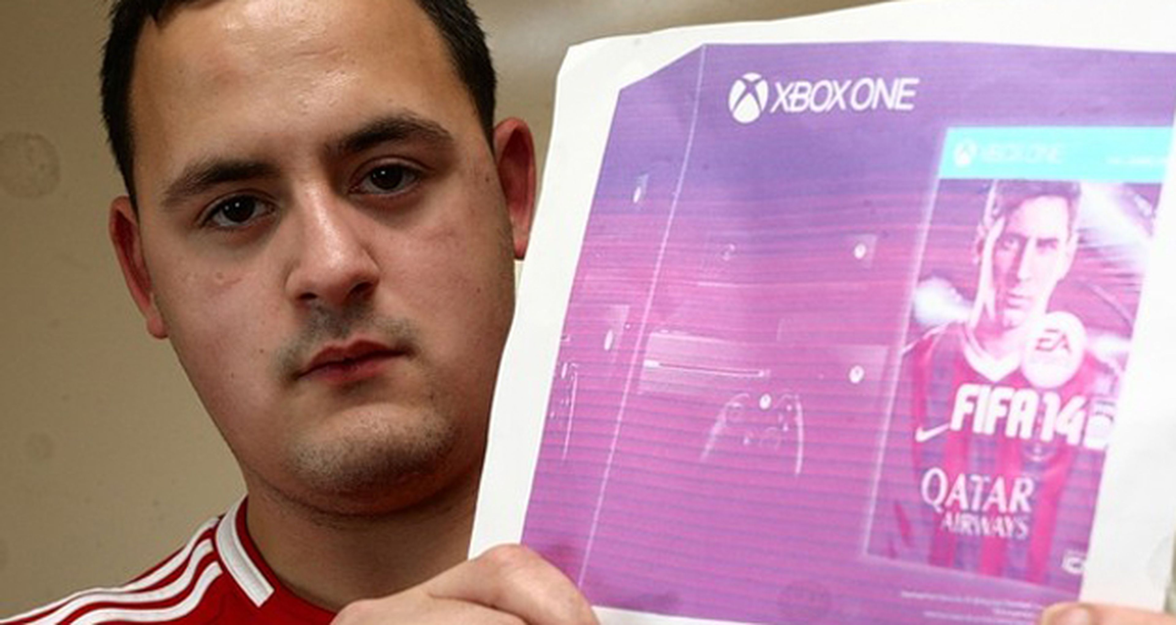 Un joven paga 450£ por una foto de Xbox One