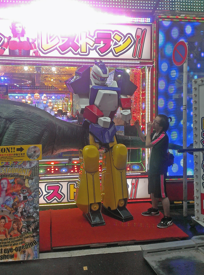 Transformers tiene su propia habitación de hotel - HobbyConsolas Juegos