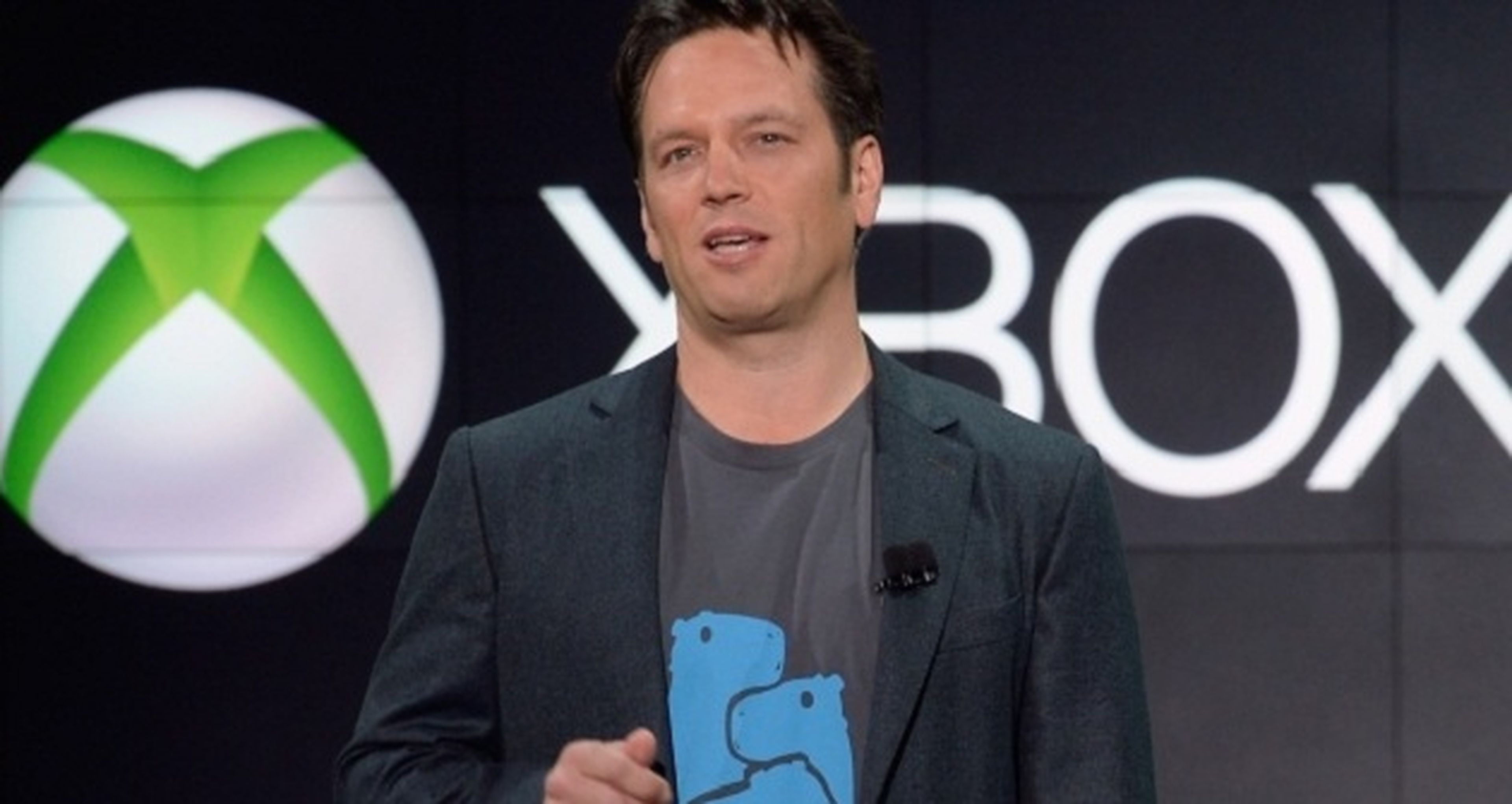 Phil Spencer: &quot;Estamos obligados a seguir apoyando a Xbox 360&quot;