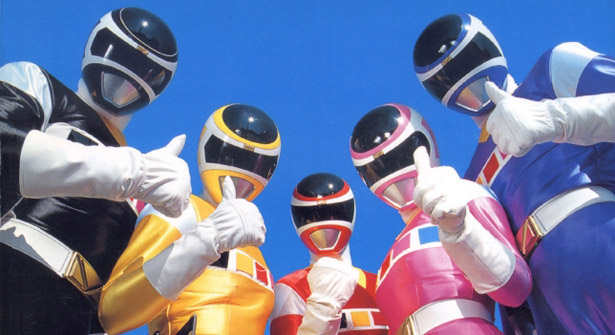 ¡La película de los Power Rangers podría tener cameos del antiguo reparto!