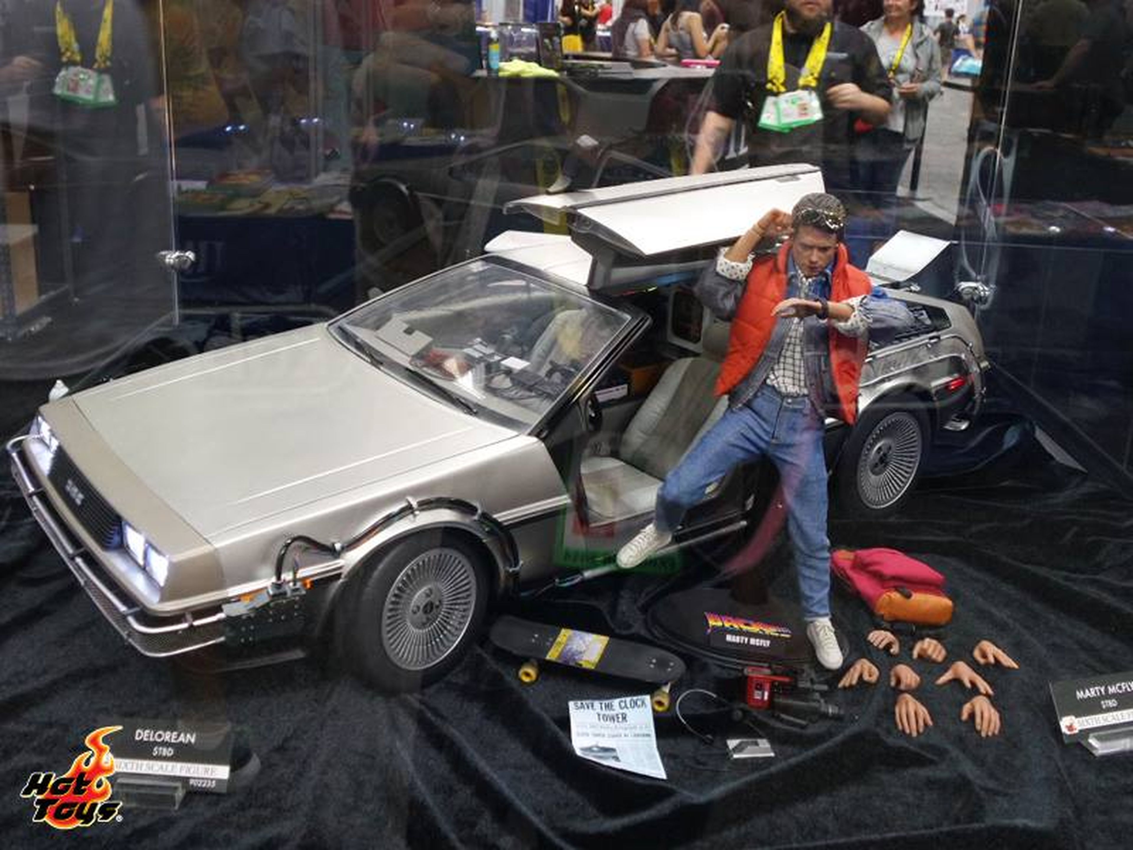 Marty McFly y Star-Lord se dejan ver como figuras de Hot Toys en la Comic Con