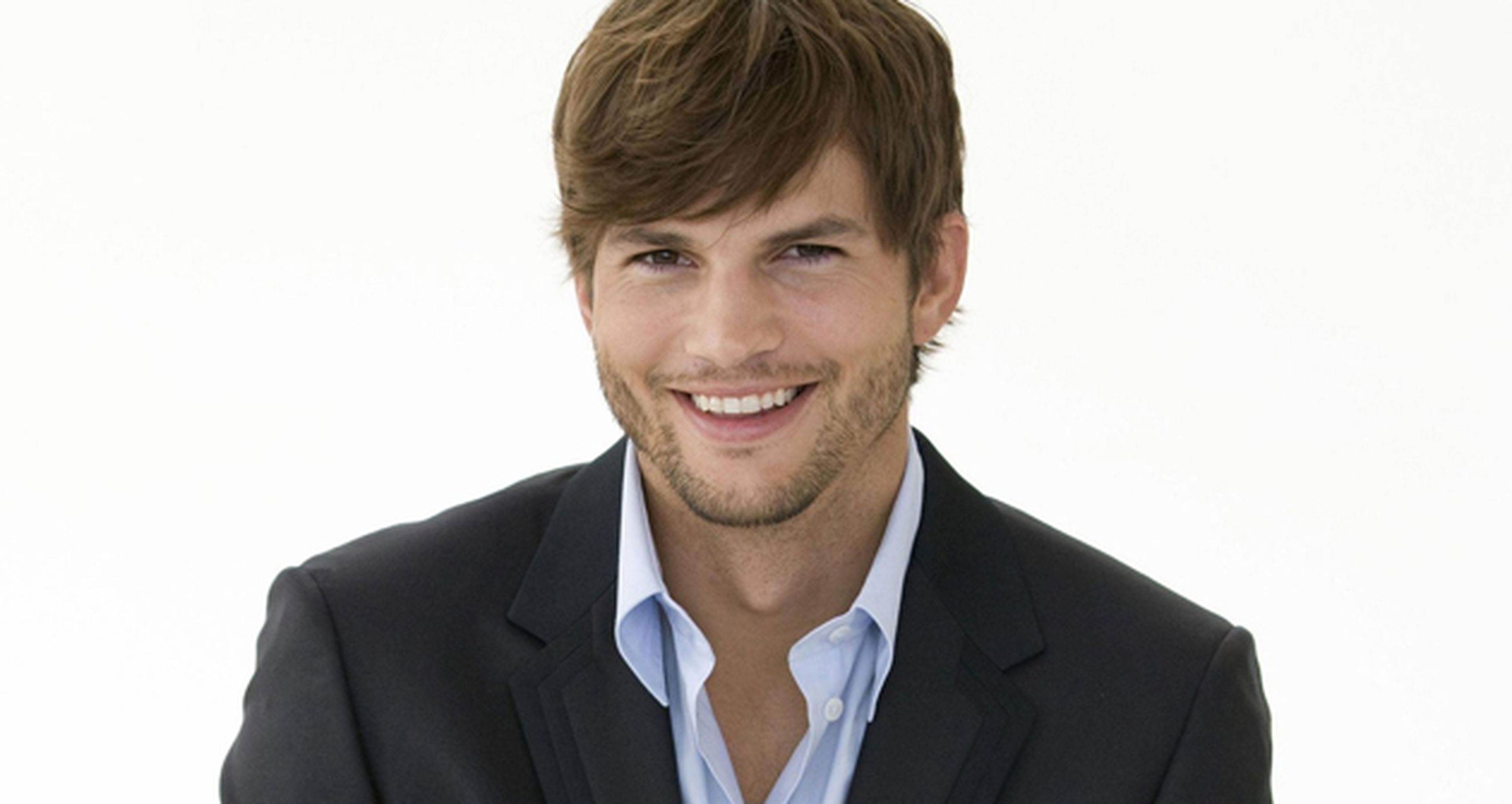 Ashton Kutcher es el actor mejor pagado de la televisión por tercer año consecutivo