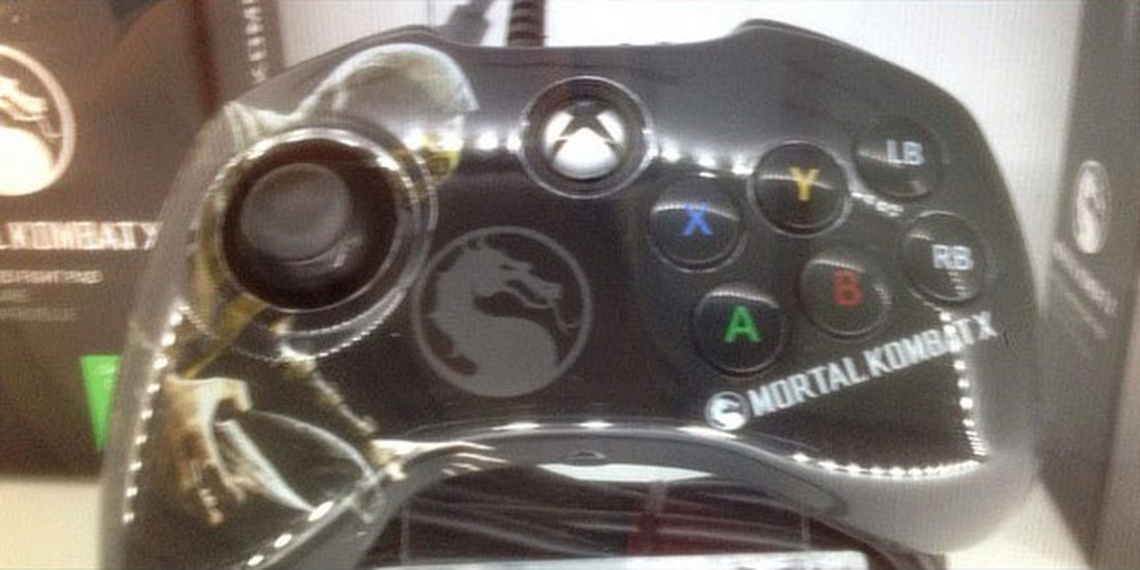 Primeras imágenes del mando exclusivo de Mortal Kombat X