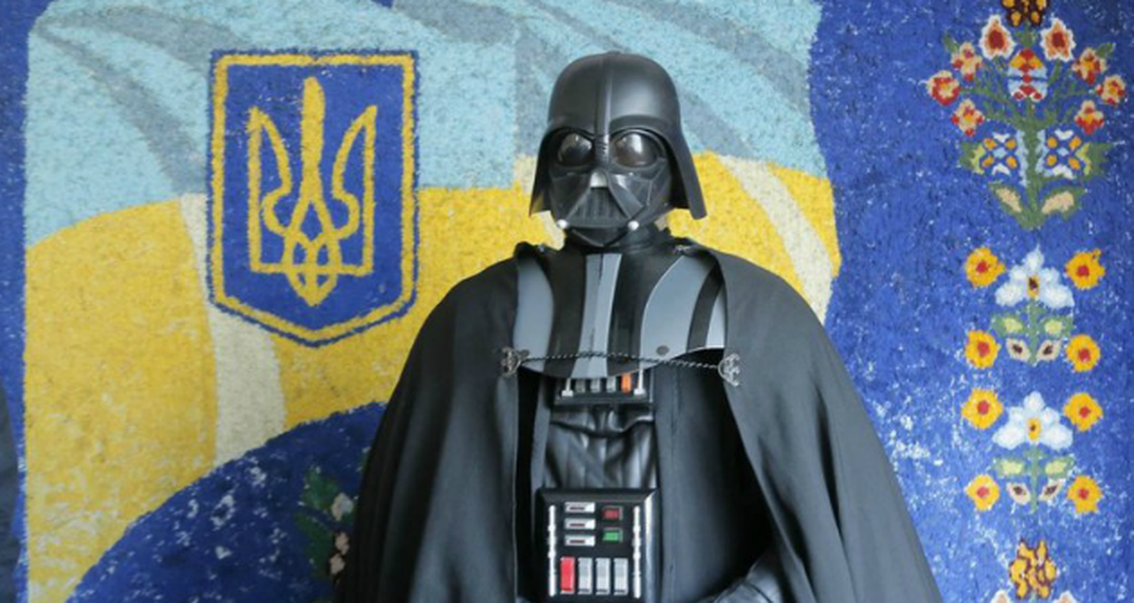 Darth Vader vota en las elecciones ucranianas