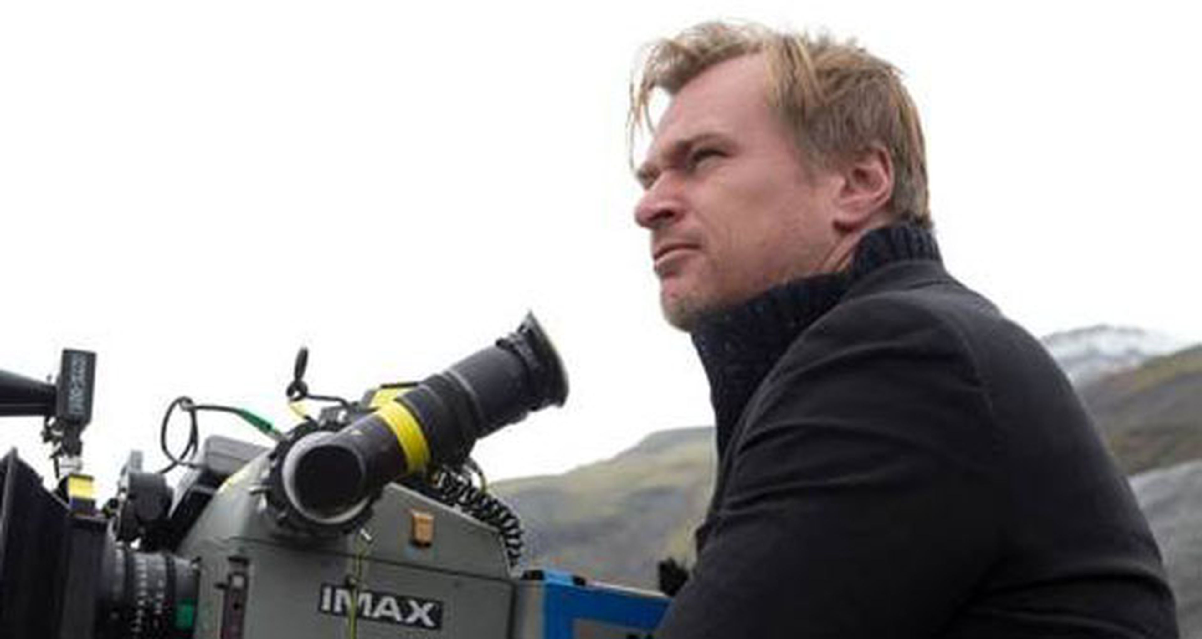 Christopher Nolan podría volver al cine de superhéroes