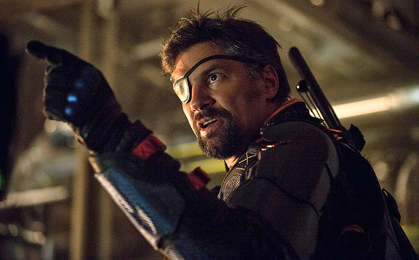 El Deathstroke de Manu Bennett regresará a Arrow