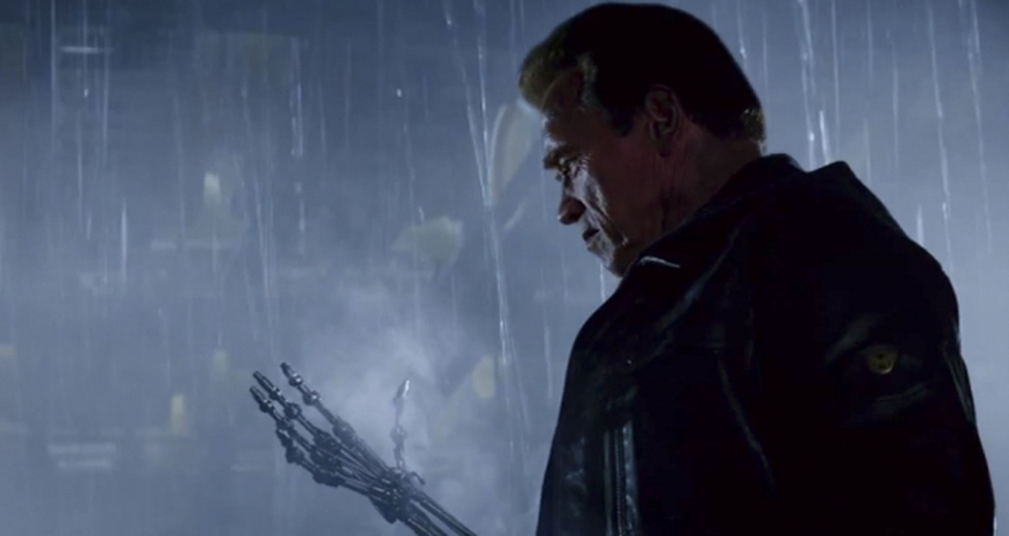 Terminator Génesis: Tráiler en español con Schwarzenegger dándolo todo