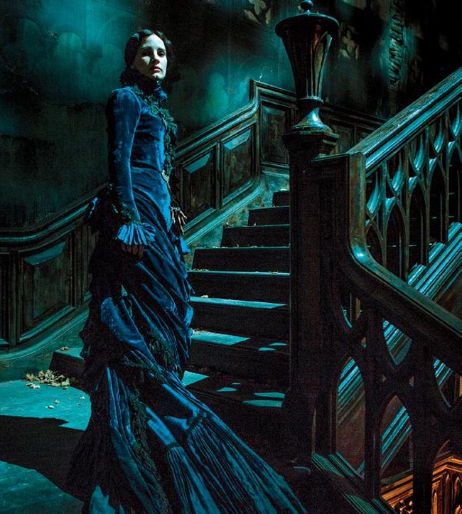 Crimson Peak, de Guillermo del Toro, muestra imágenes promocionales