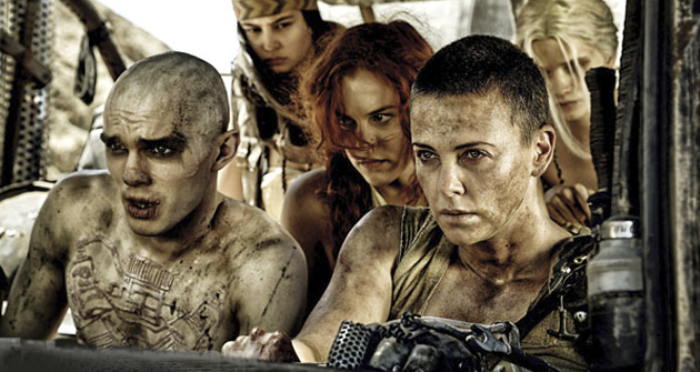 Mad Max: furia en la carretera nos presenta a una Charlize Theron manca