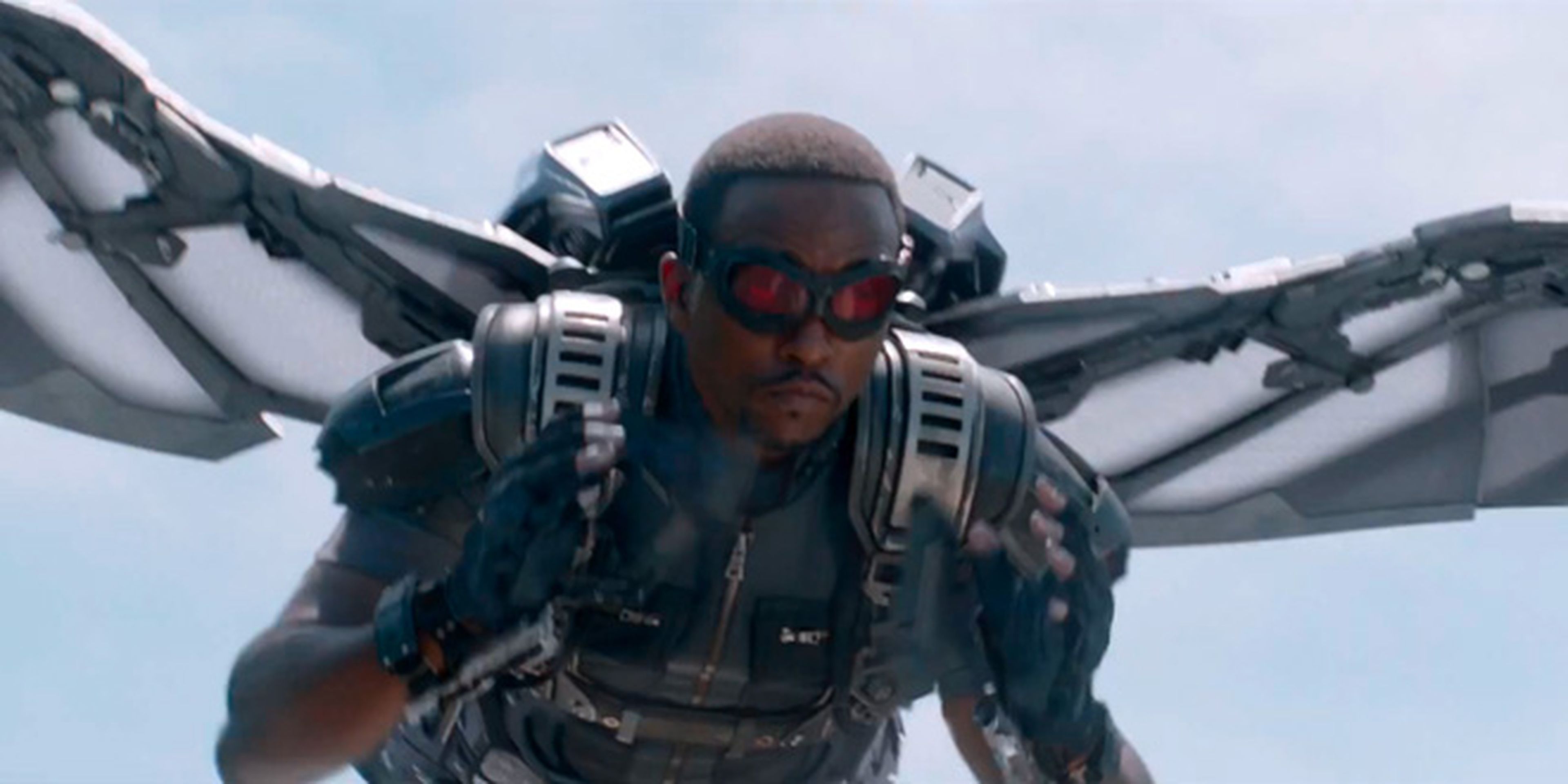 Anthony Mackie y su Falcon regresarán en Capitán América: Civil War