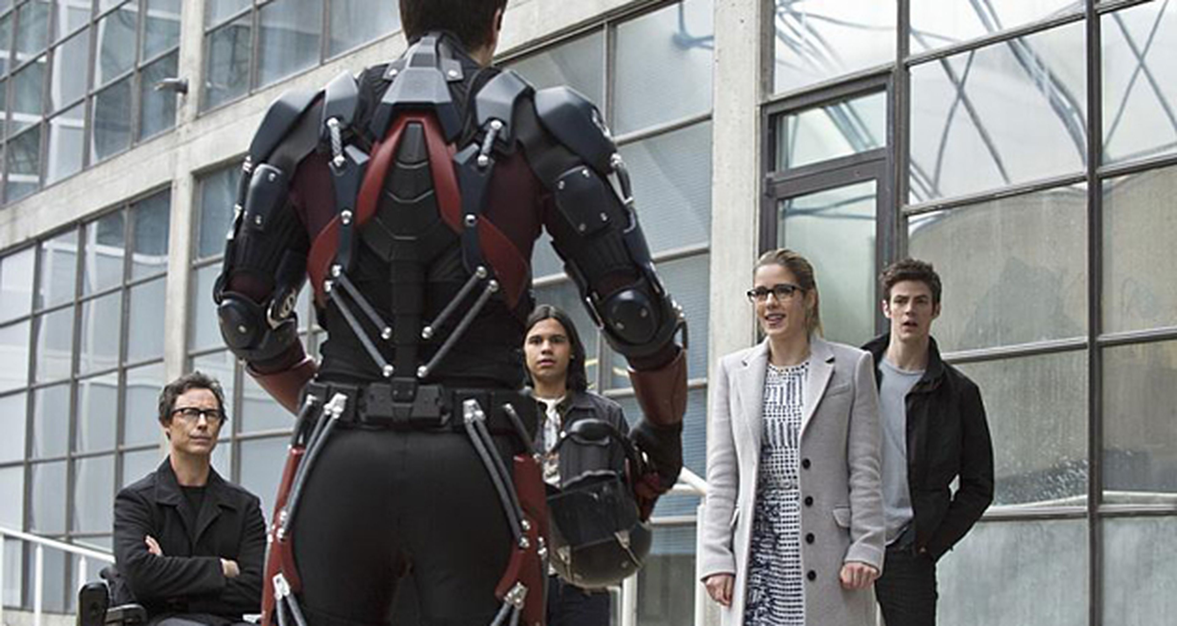 The Flash: Una promo revela un nuevo team-up con Arrow y Atom