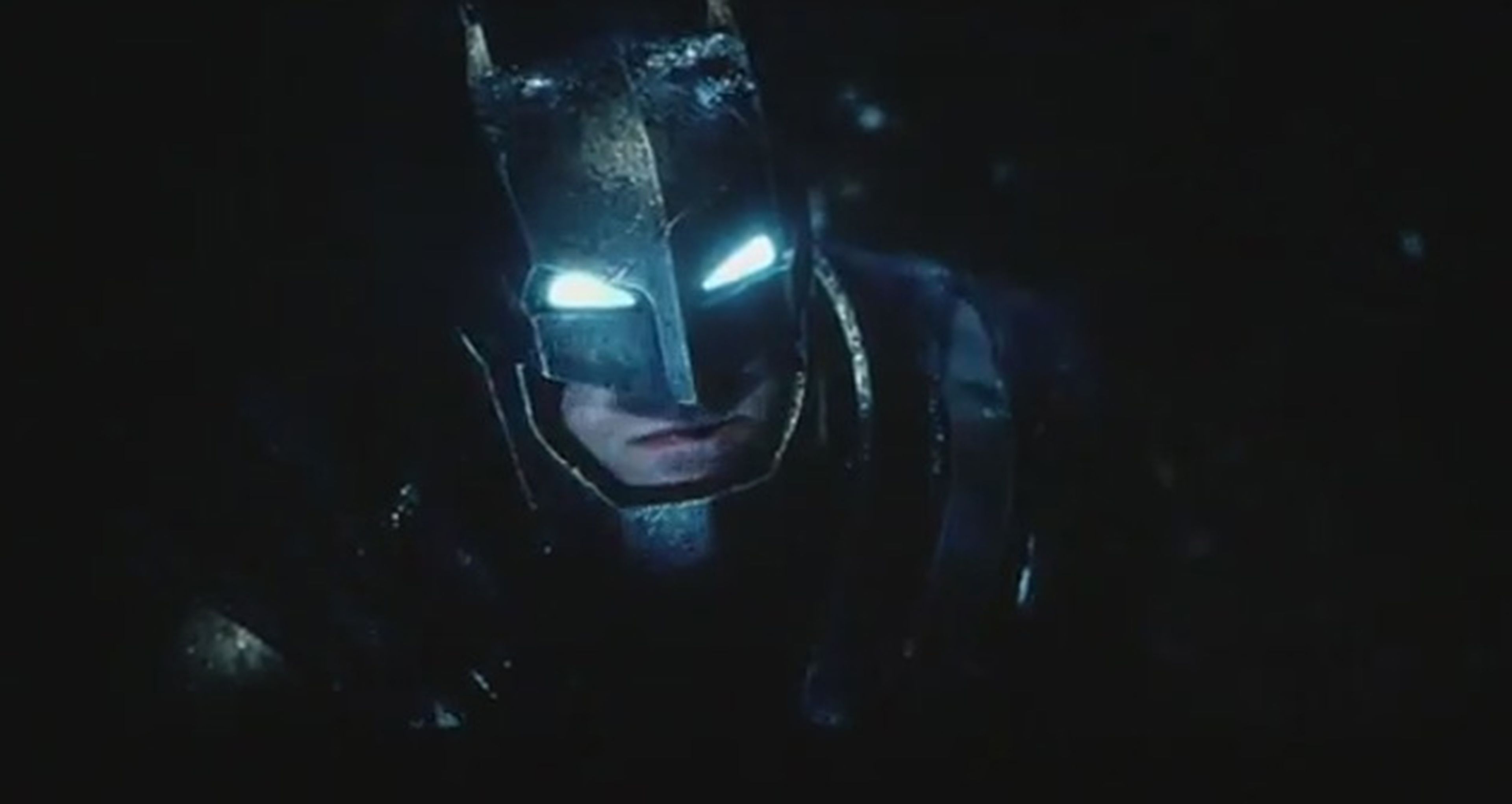 Batman v Superman: Dawn of Justice: Trailer completo en calidad Low-res