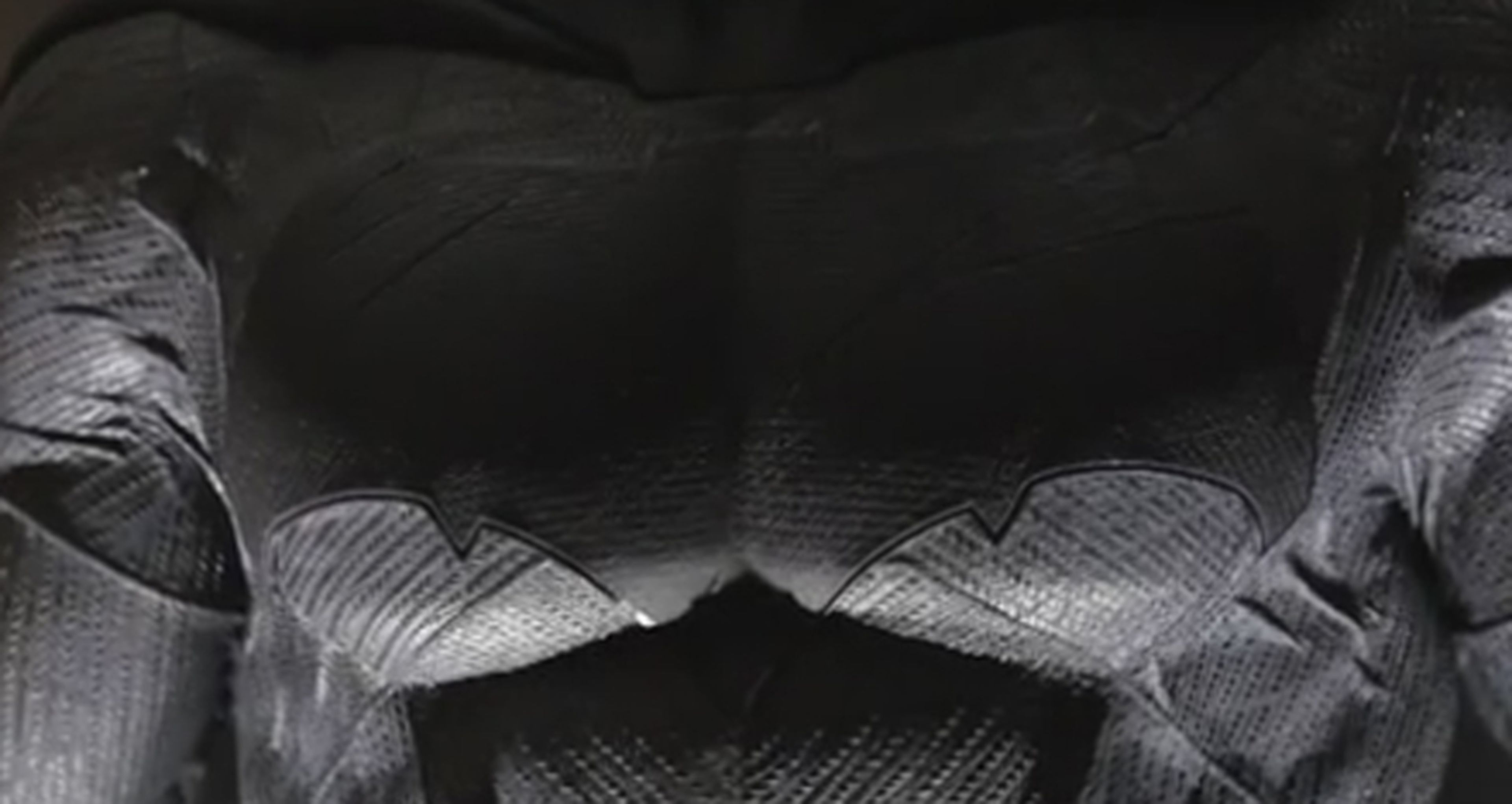 Batman v Superman: Los trajes y el batmóvil se revelan en detalle