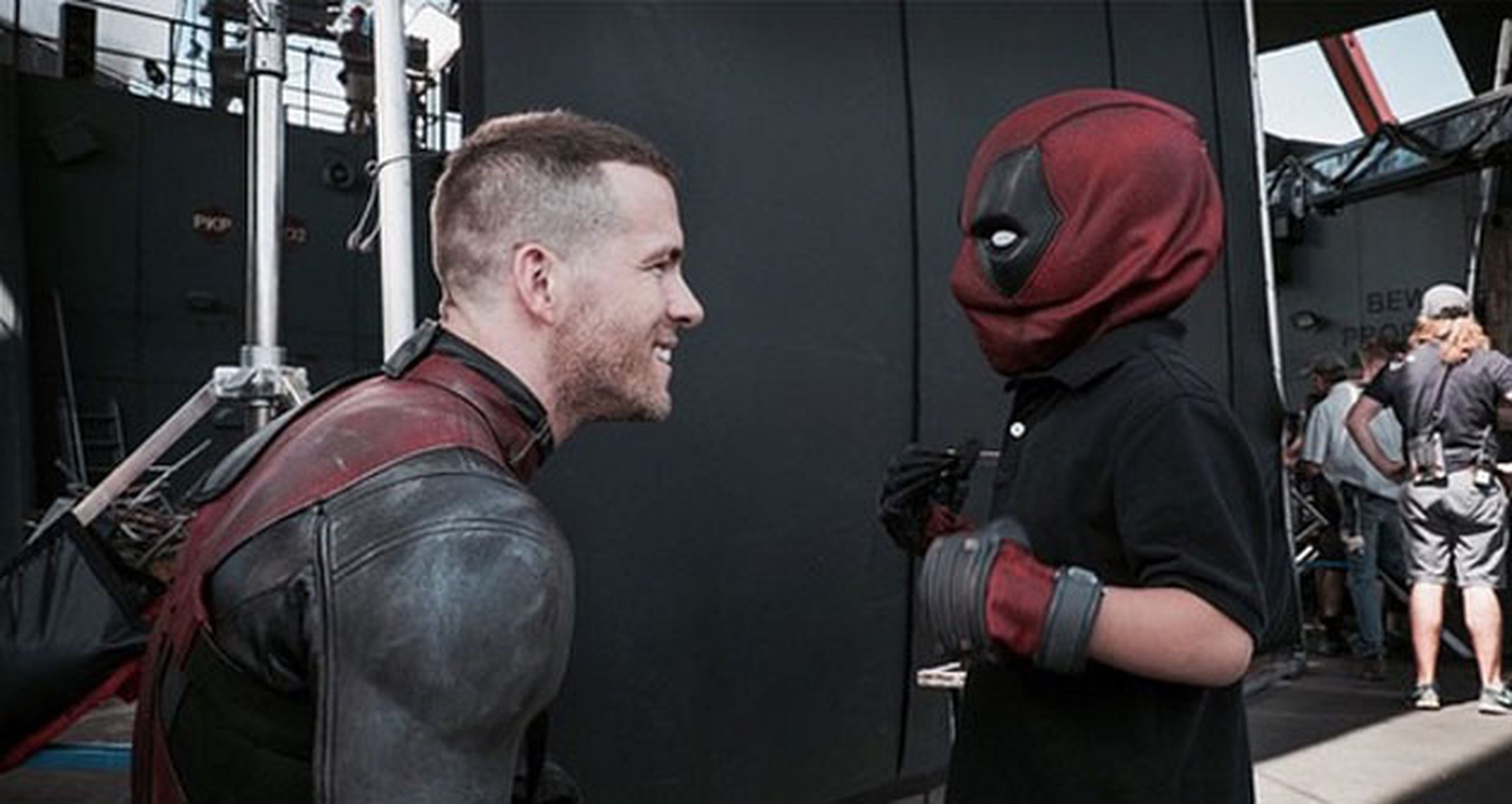Deadpool: Ryan Reynolds cumple el sueño de un fan de Masacre