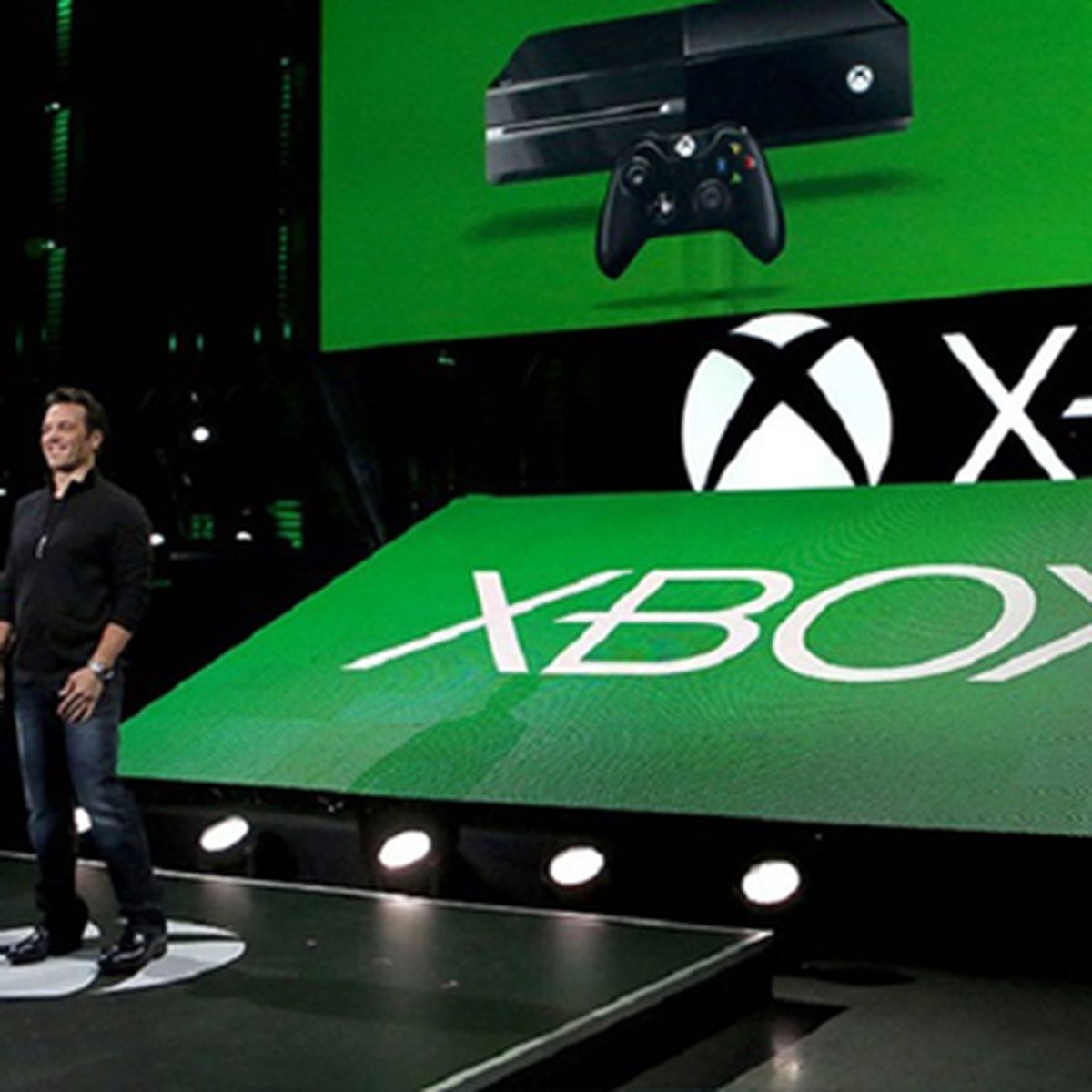 Agradecendo Phil Spencer por tudo Xbox One BGS 2015 