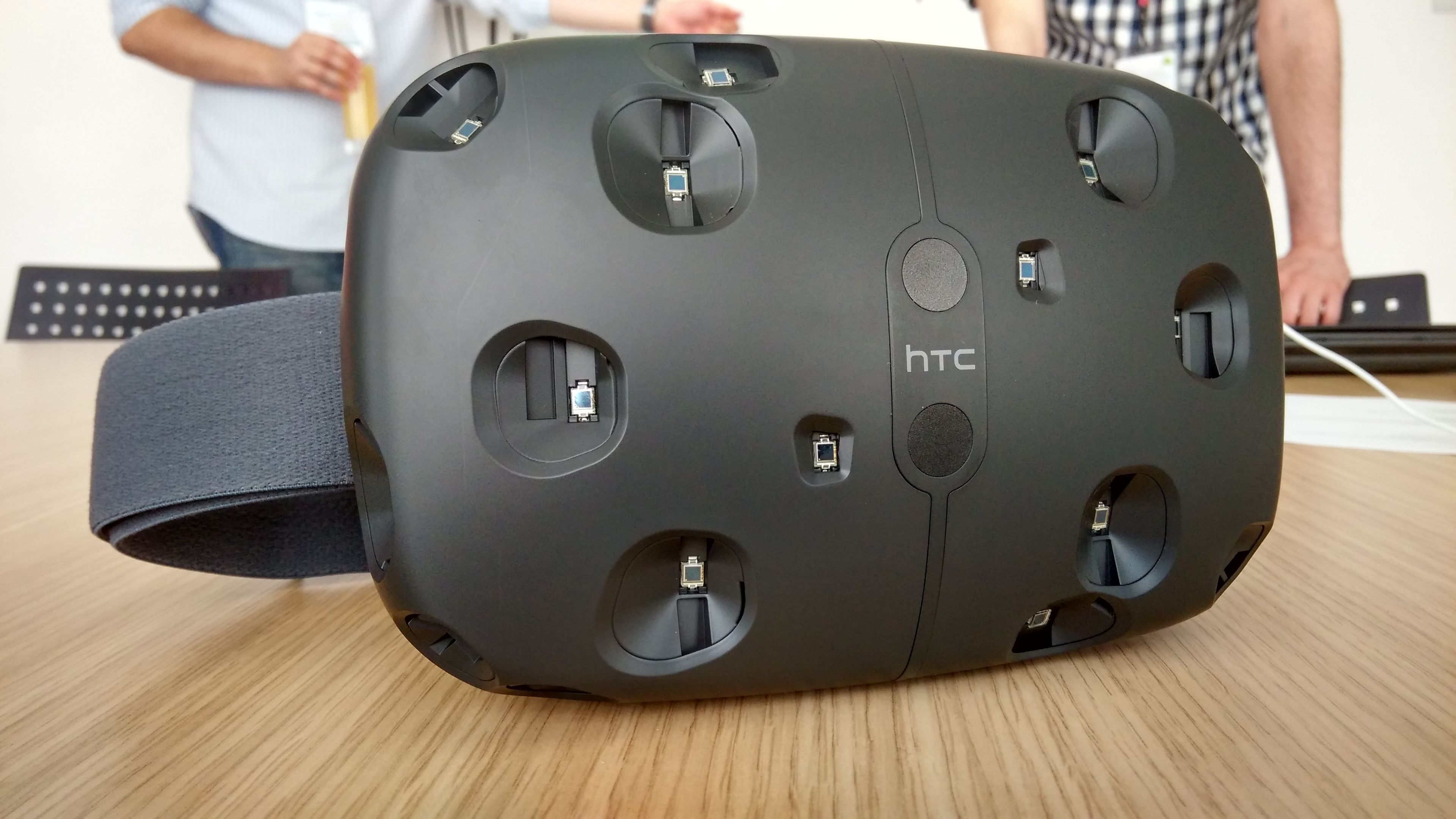HTC Vive: ¡ya las hemos probado!