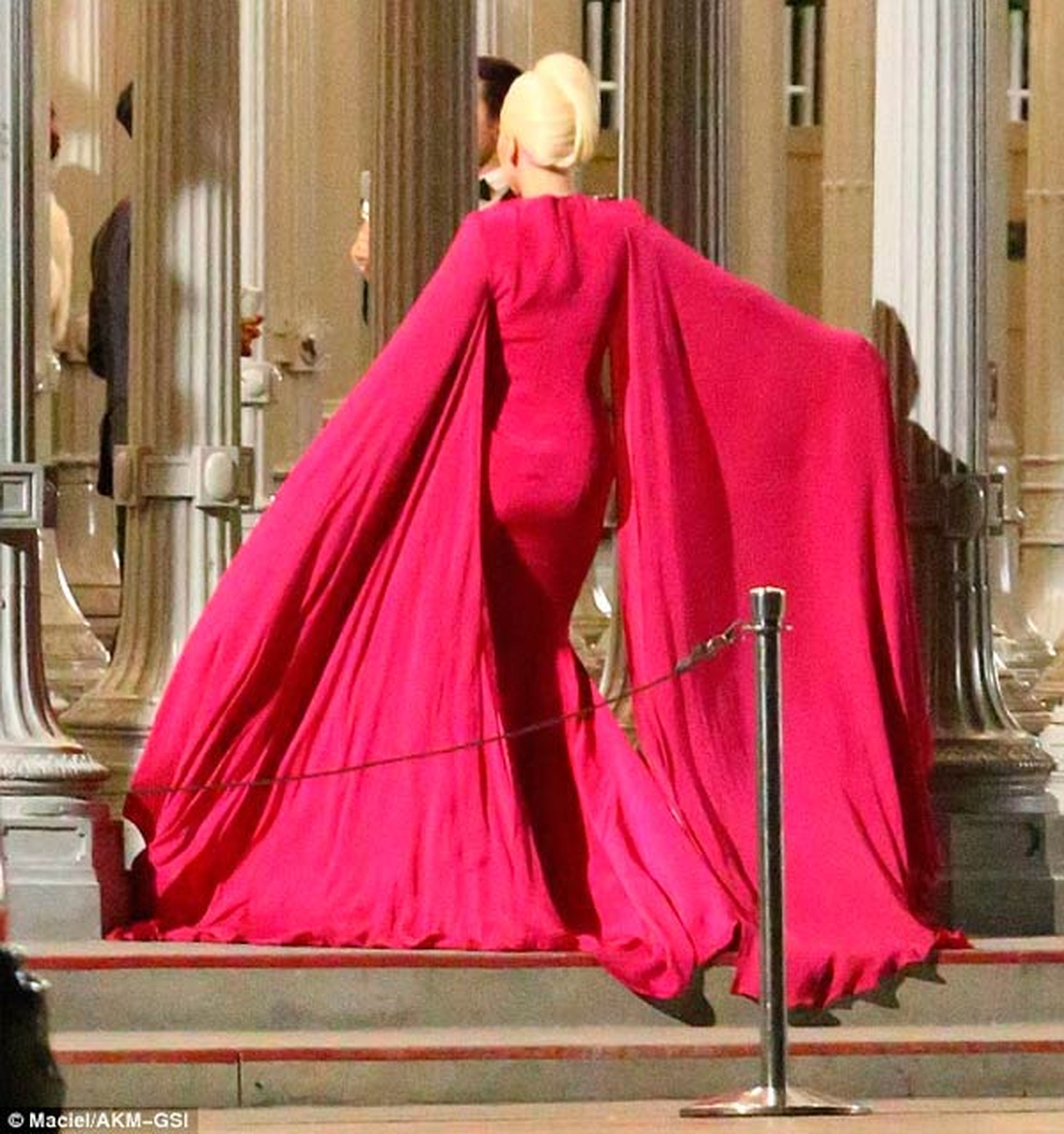 American Horror Story Hotel: sinopsis oficial, promo y más imágenes de Lady Gaga