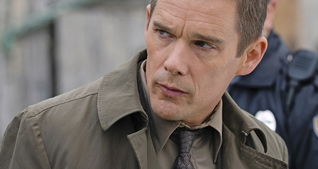 Crítica de Regresión con Ethan Hawke y Emma Watson