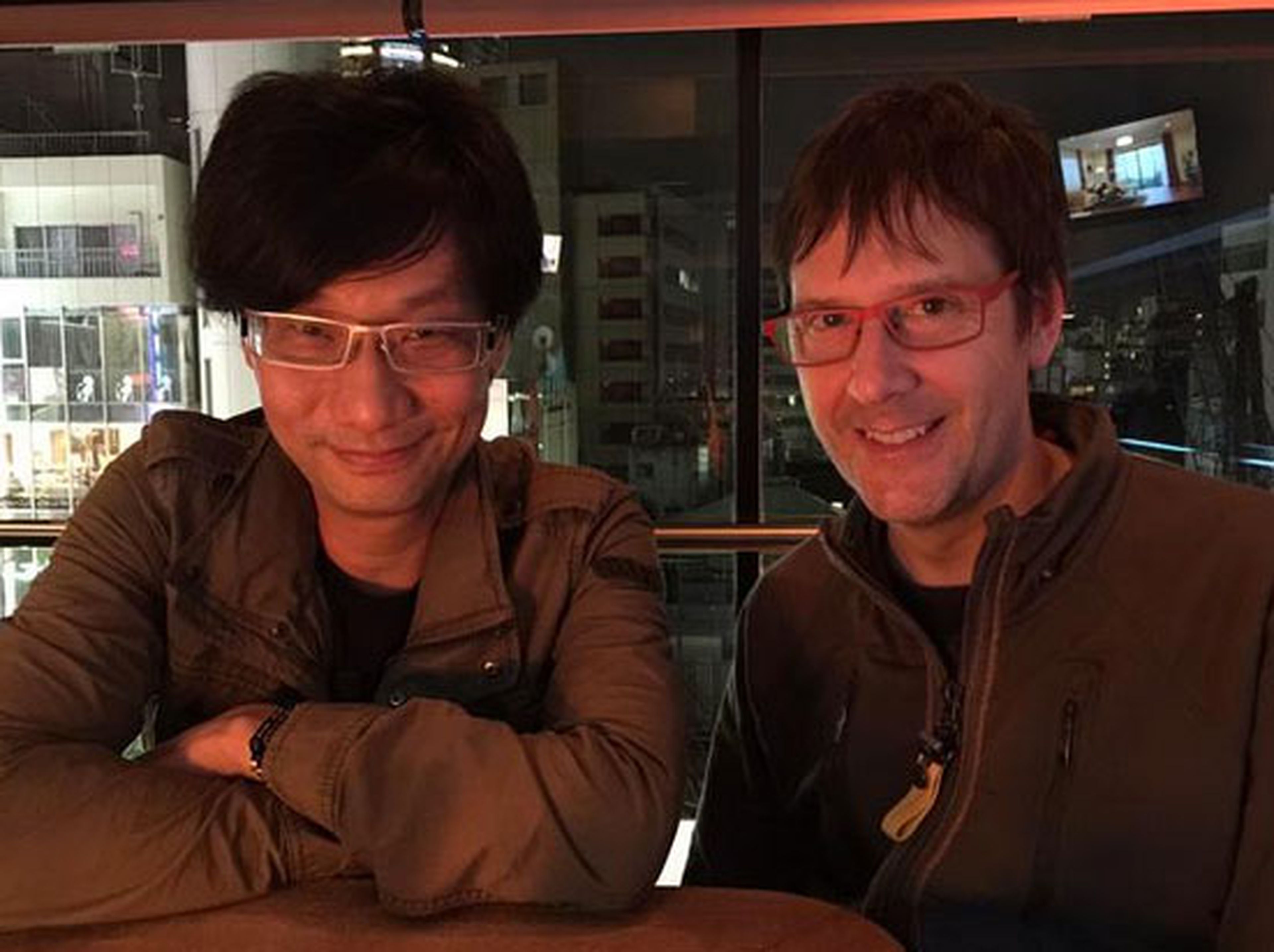 La foto de Hideo Kojima y Mark Cerny que está dando que hablar
