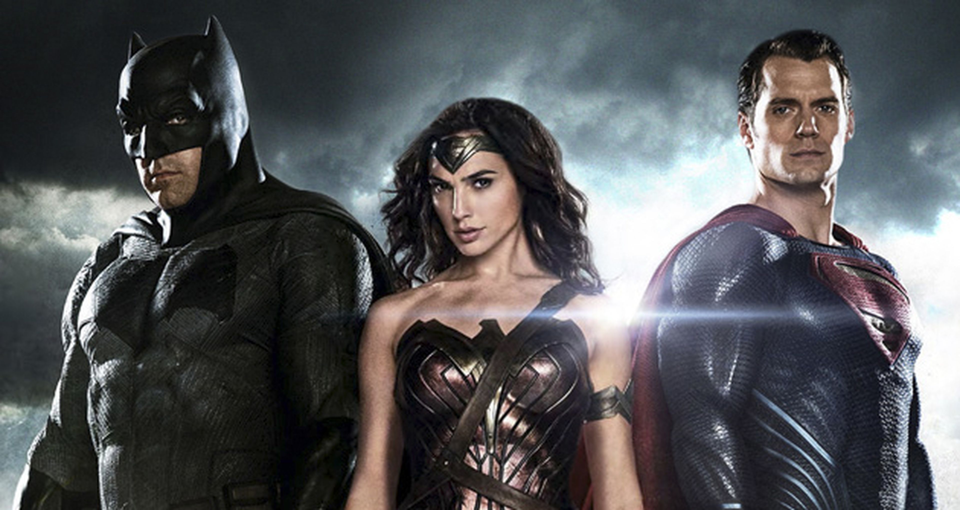 Batman v Superman: Henry Cavill habla del prólogo y habrá novedades este fin de semana