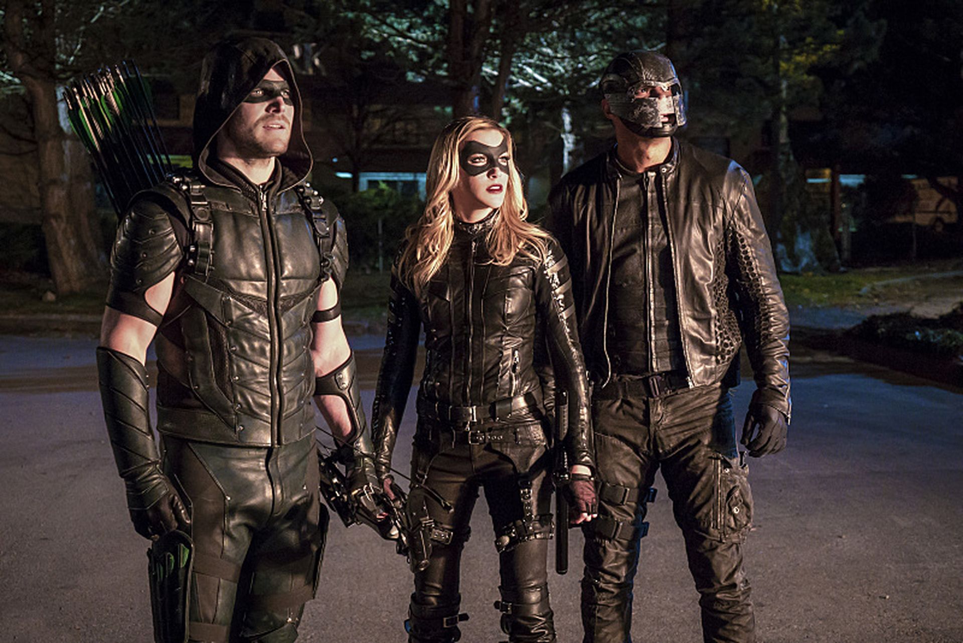 Arrow nuevas fotos de la temporada 4 señalan el regreso de un personaje (Spoiler)