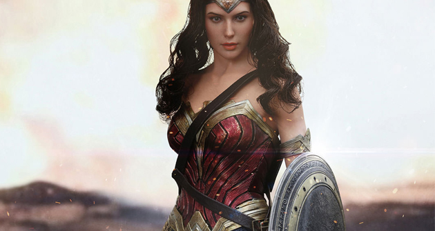 Hot toys wonder woman on sale batman v superman