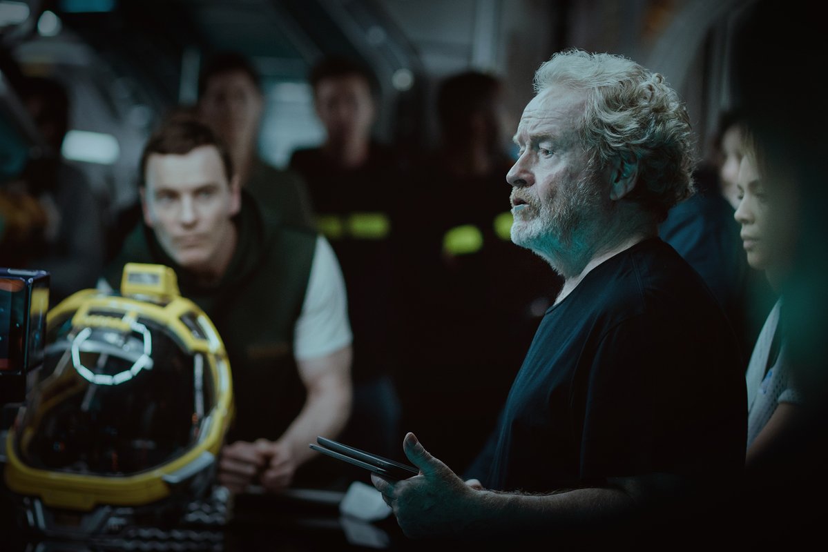 Alien: Covenant – Nueva imagen de Ridley Scott en el set de rodaje
