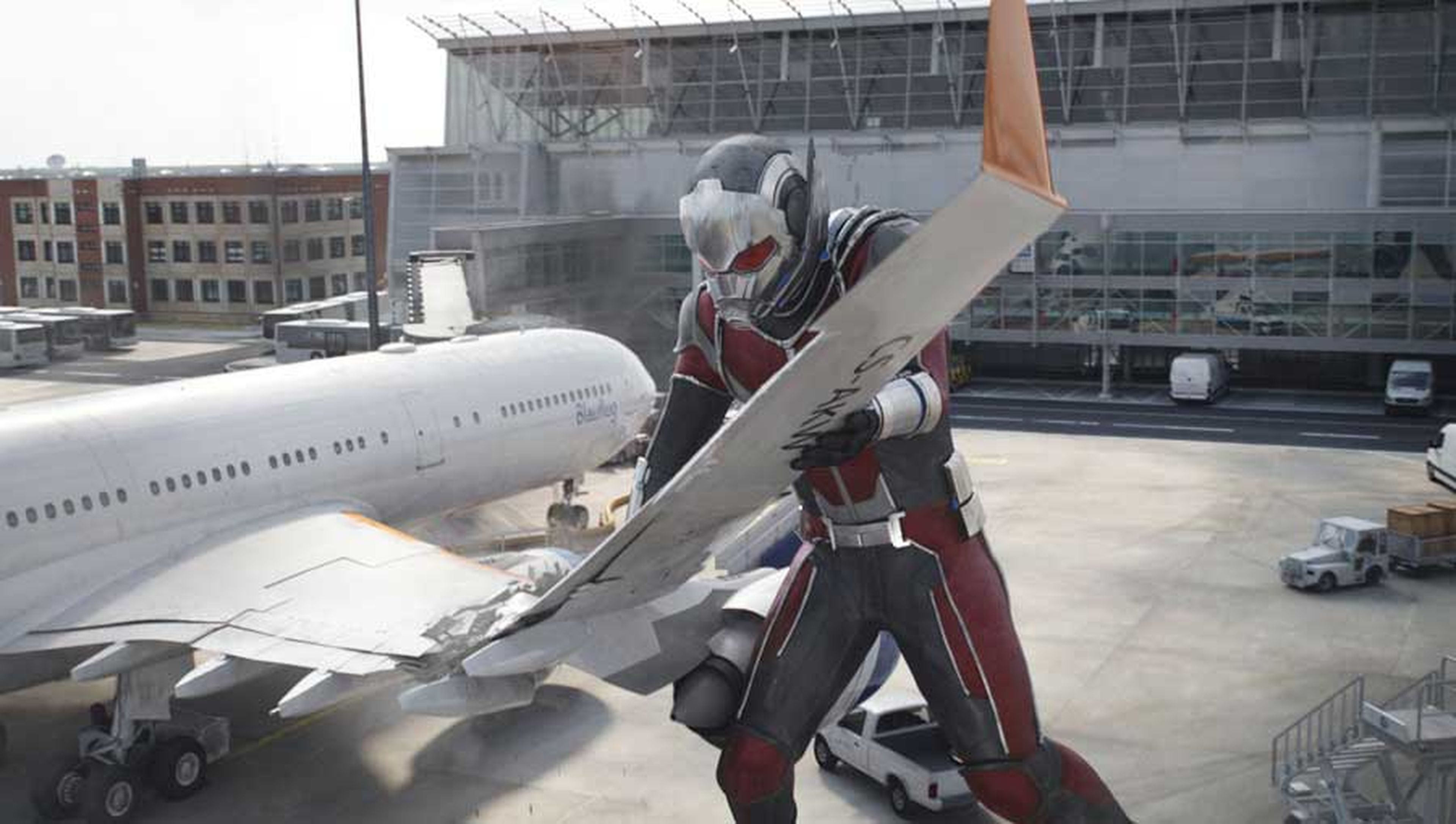Ant-Man en el equipo de Iron Man
