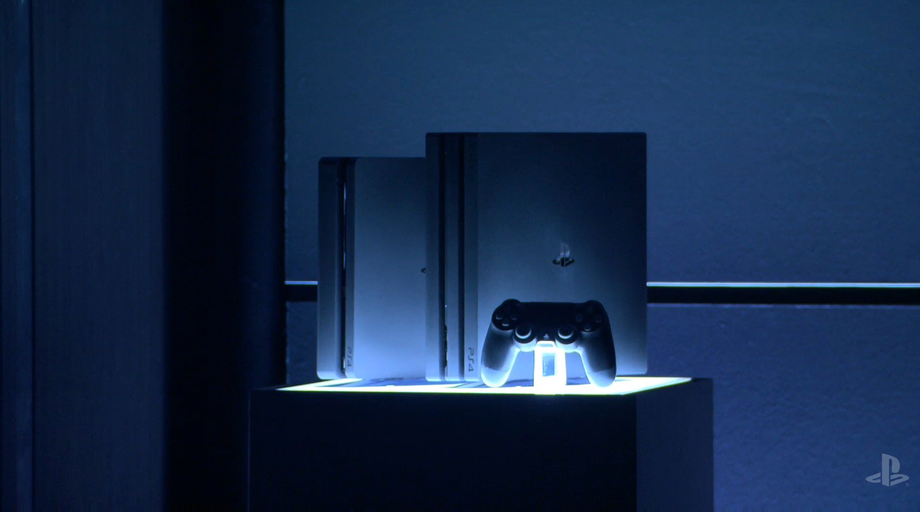 PS4 Pro y PS4 Slim PS4 Pro y PS4 Slim