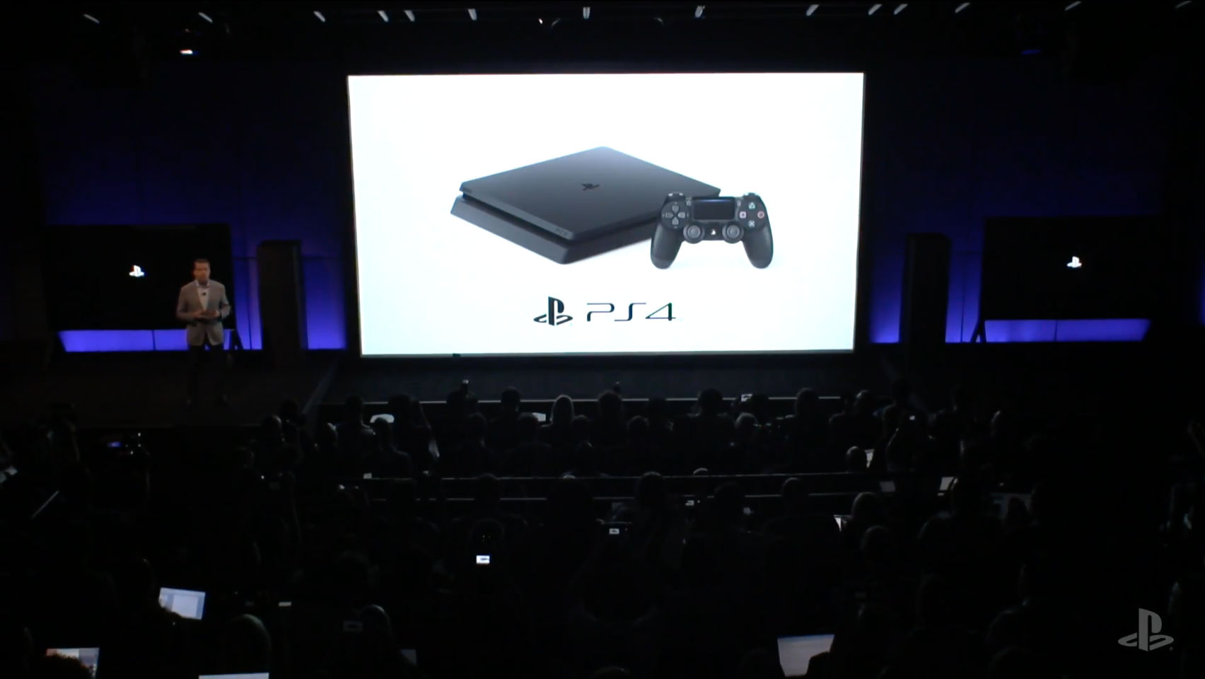 PS4 Slim PS4 Slim