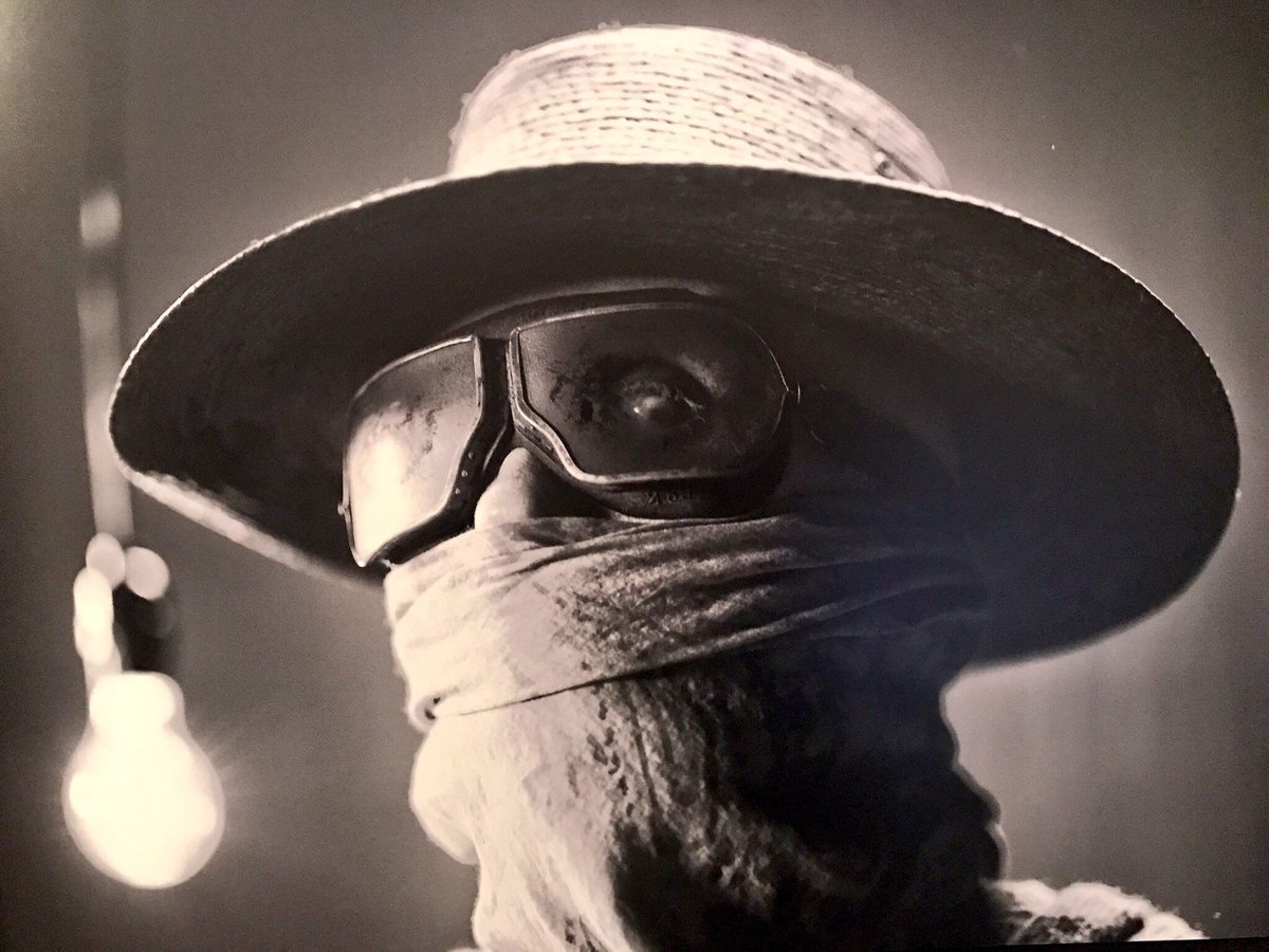 Caliban Logan, Stephen Merchant