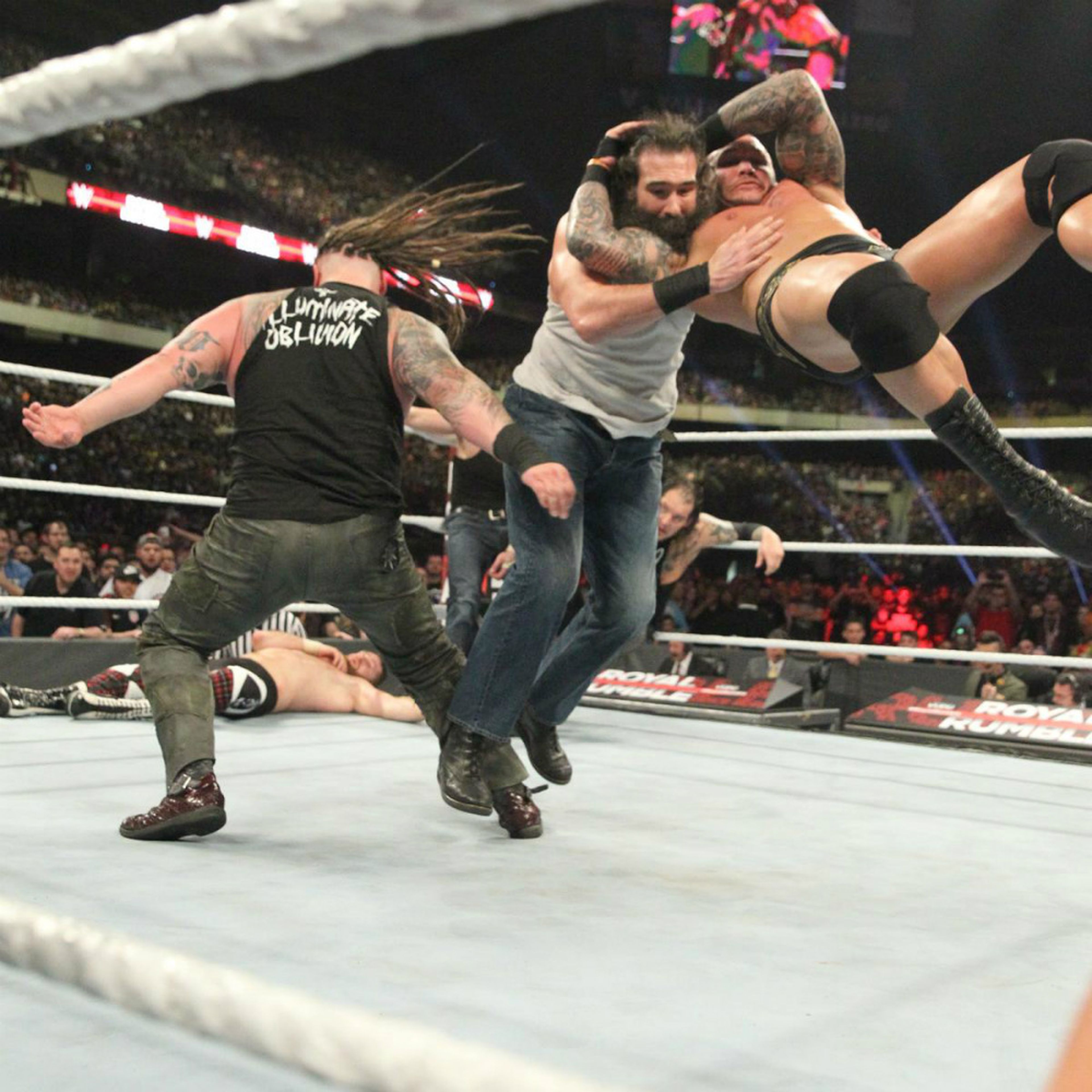 WWE - La Familia Wyatt en Royal Rumble 2017