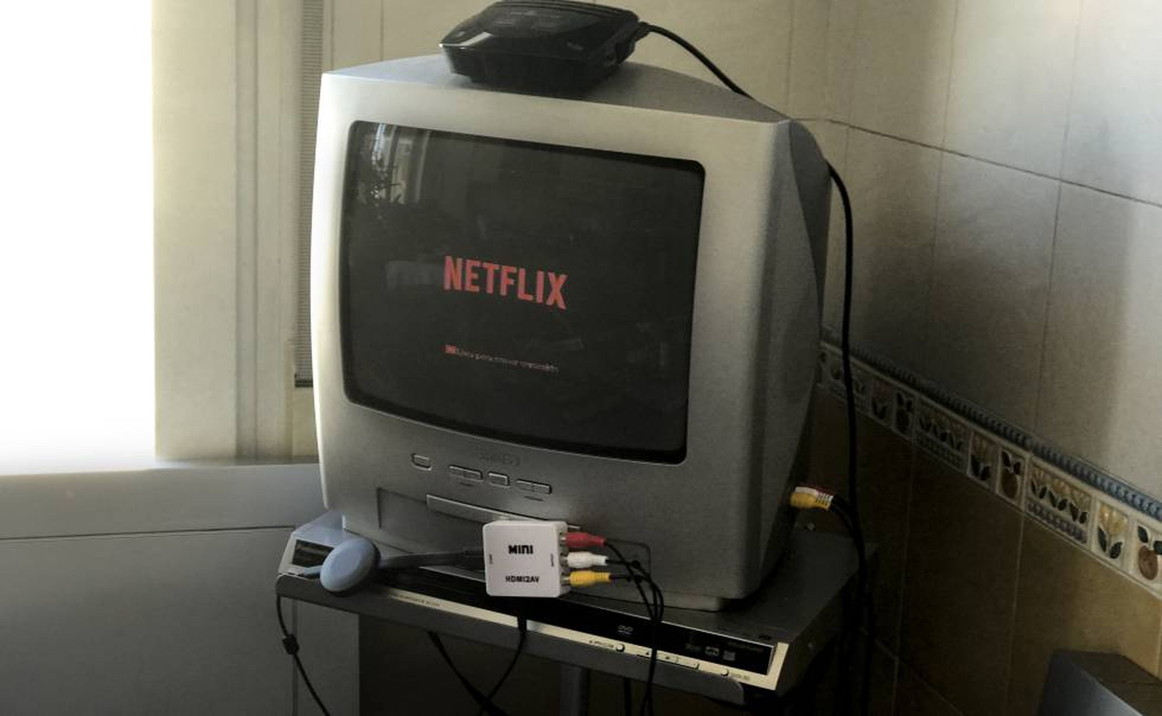 Cómo ver Netflix en un televisor que no es Smart