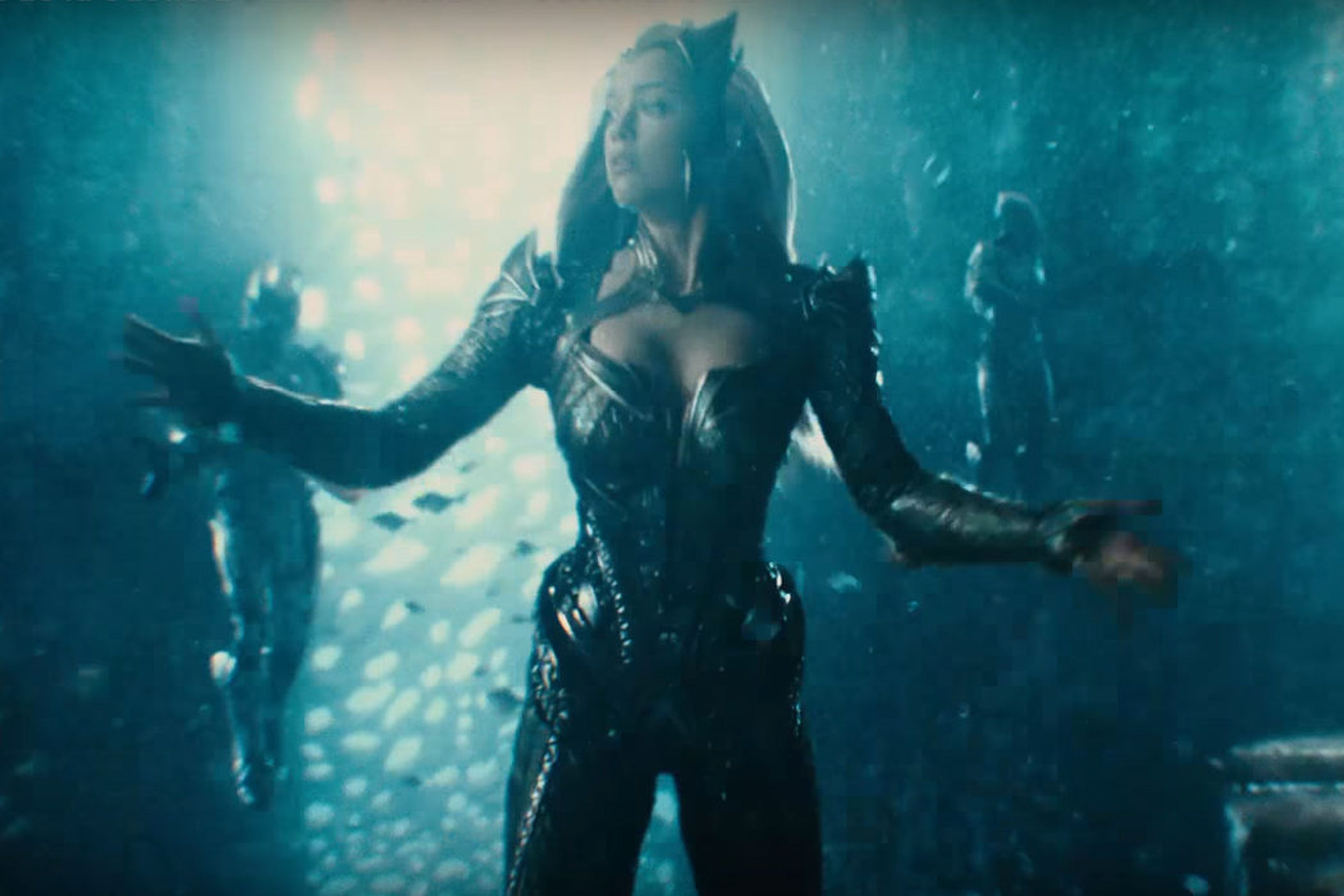 La Liga de la Justicia - Mera, reina de Atlantis