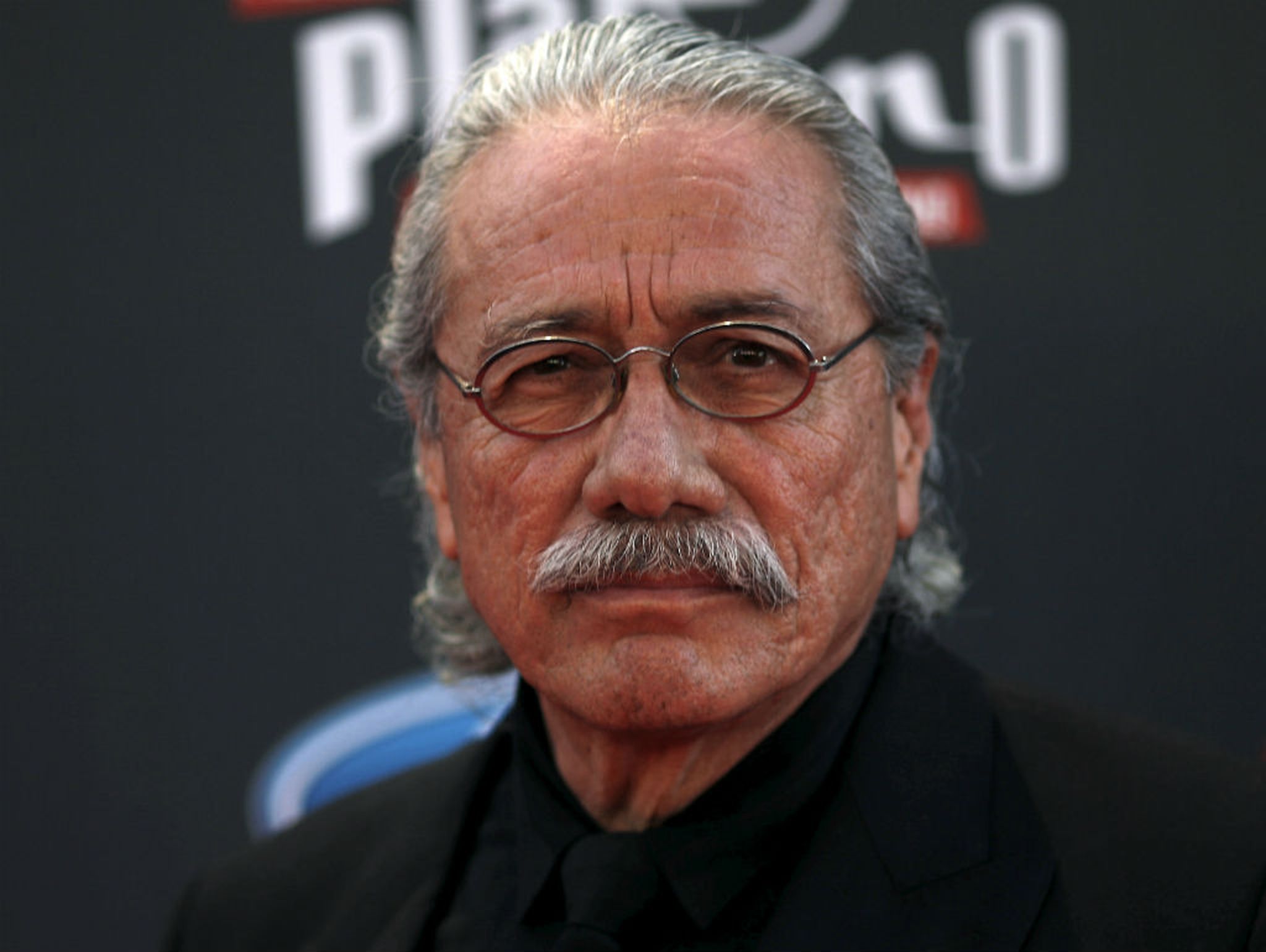 The Predator Edward James Olmos es el nuevo fichaje de la película