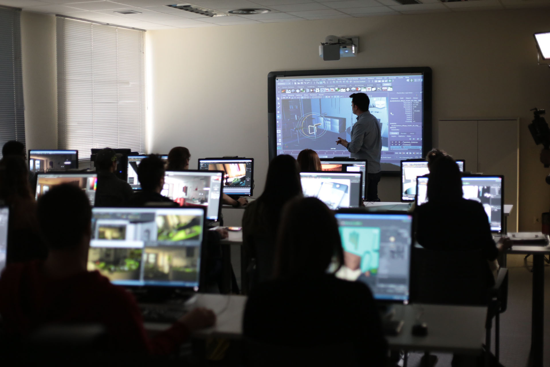 Diarios de Desarrollo U-tad Grado Ingenieria 02 Algunos antiguos alumnos trabajan actualmente el desarrollo de FX visuales para Juego de Tronos.