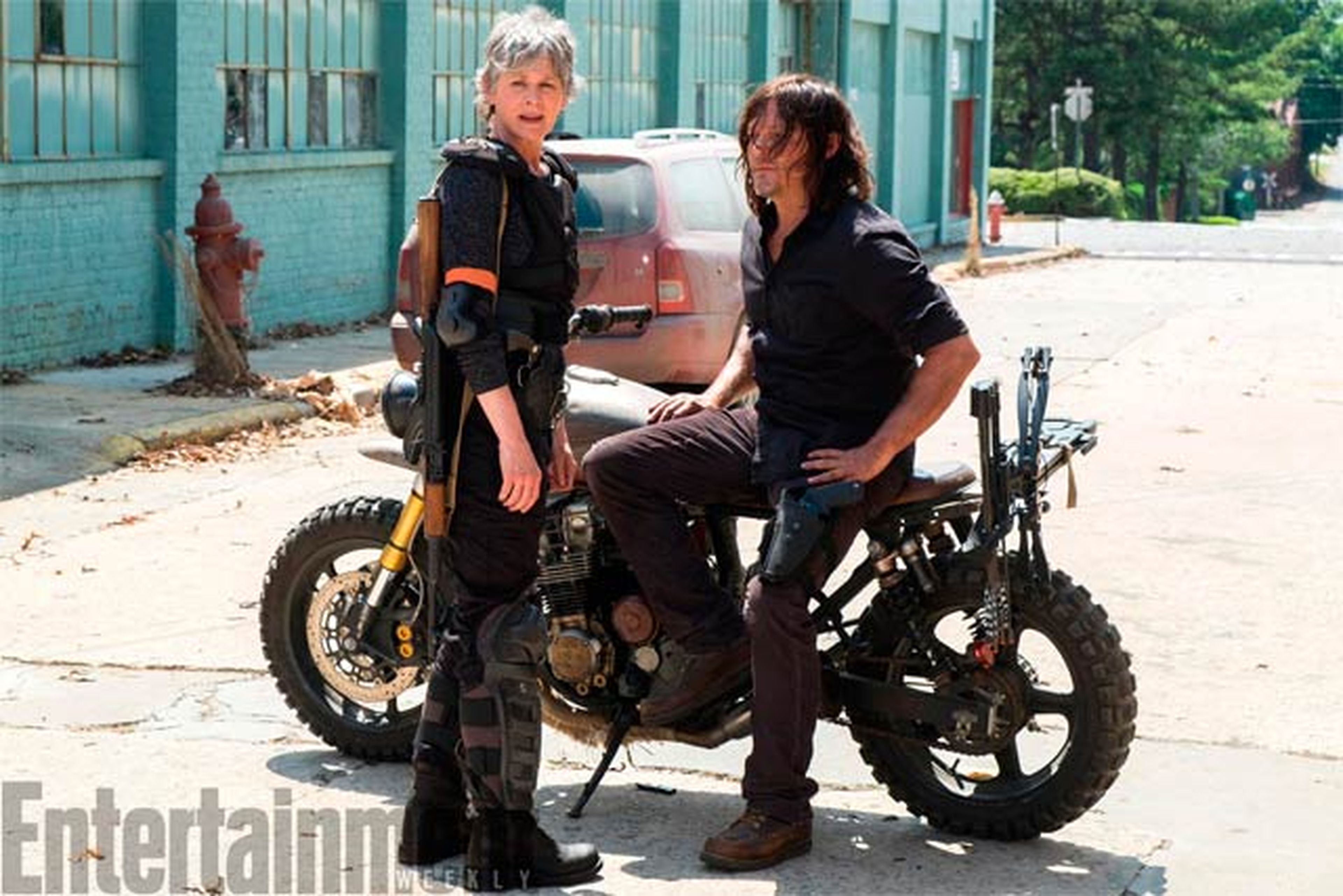 The Walking Dead Temporada 8 - Daryl y Carol en la primera imagen oficial