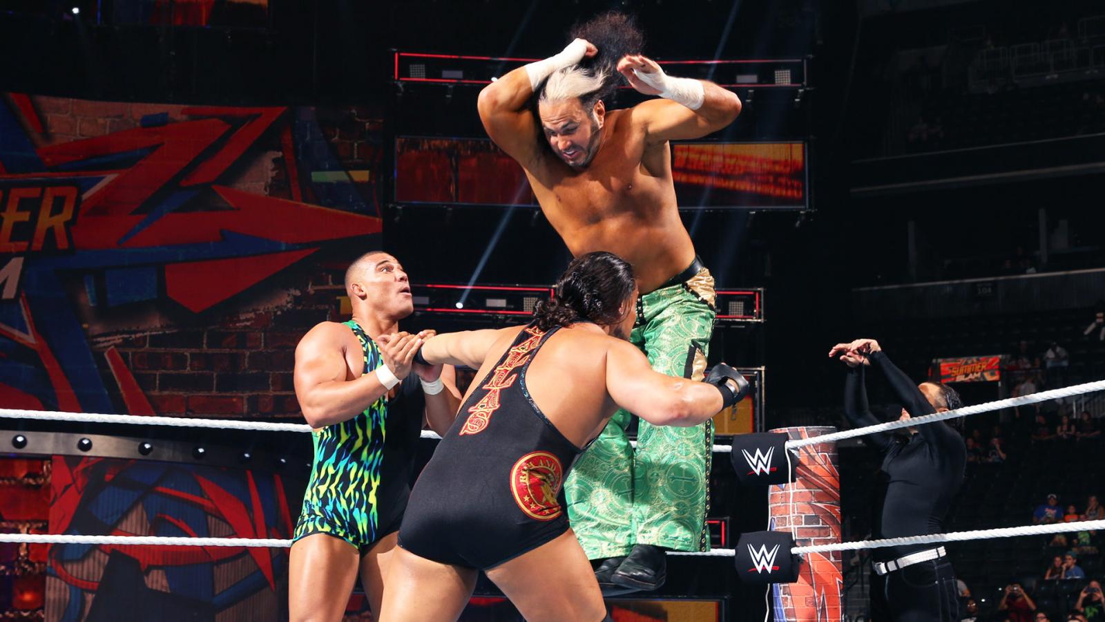 WWE SummerSlam 2017 - The Miz y The Miztourage vs. Hardy Boyz y Jason Jordan WWE SummerSlam 2017 - The Miz y The Miztourage vs. Hardy Boyz y Jason Jordan