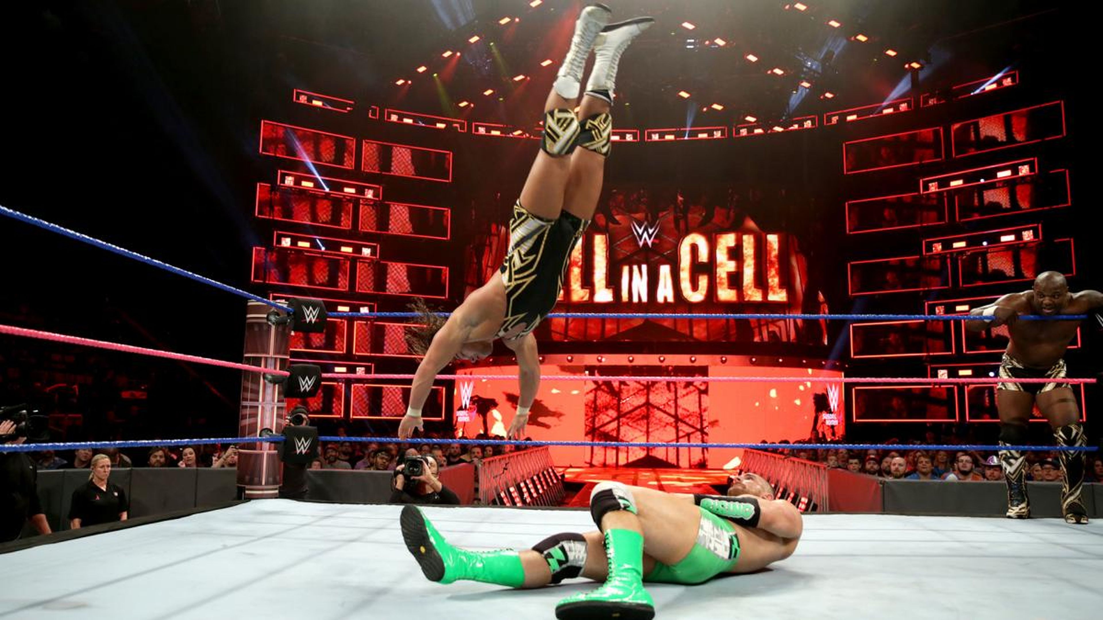 WWE Hell in a Cell 2017 - Chad Gable y Shelton Benajmin vs. The Hype Bros