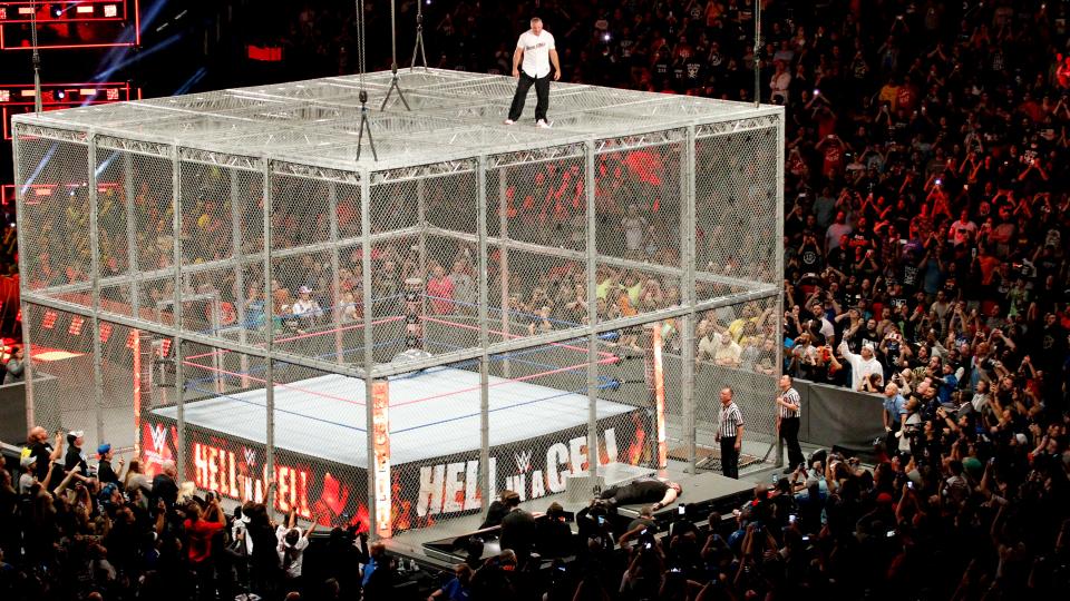 WWe Hell in a Cell 2017 - Kevin Owens vs. Shane McMahon WWe Hell in a Cell 2017 - Kevin Owens vs. Shane McMahon
