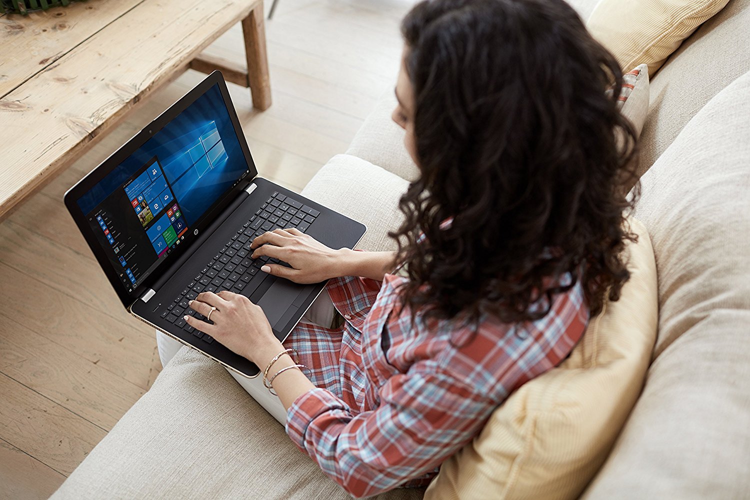 HP Notebook 15-bs091ns - Ordenador Portátil de 15.6" HD Black Friday 2017