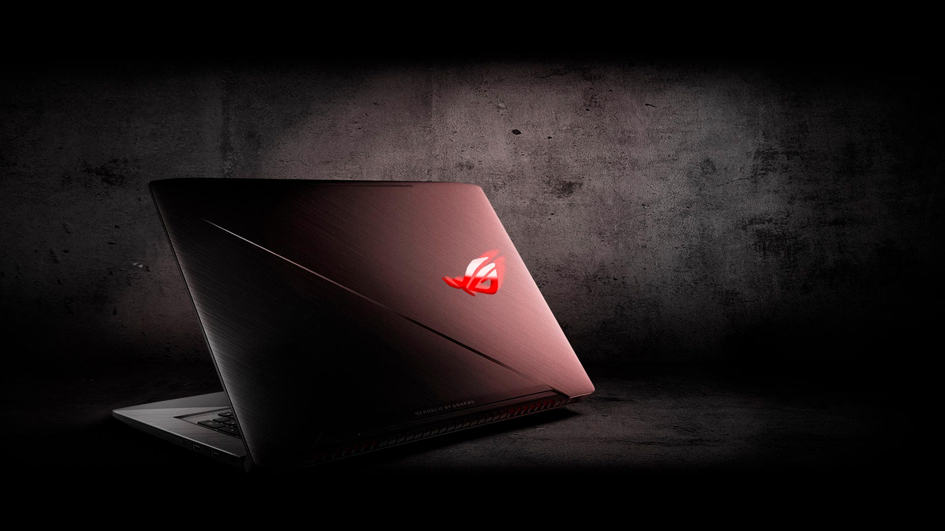 Asus ROG Strix GL703 diseño Asus ROG Strix GL703 diseño